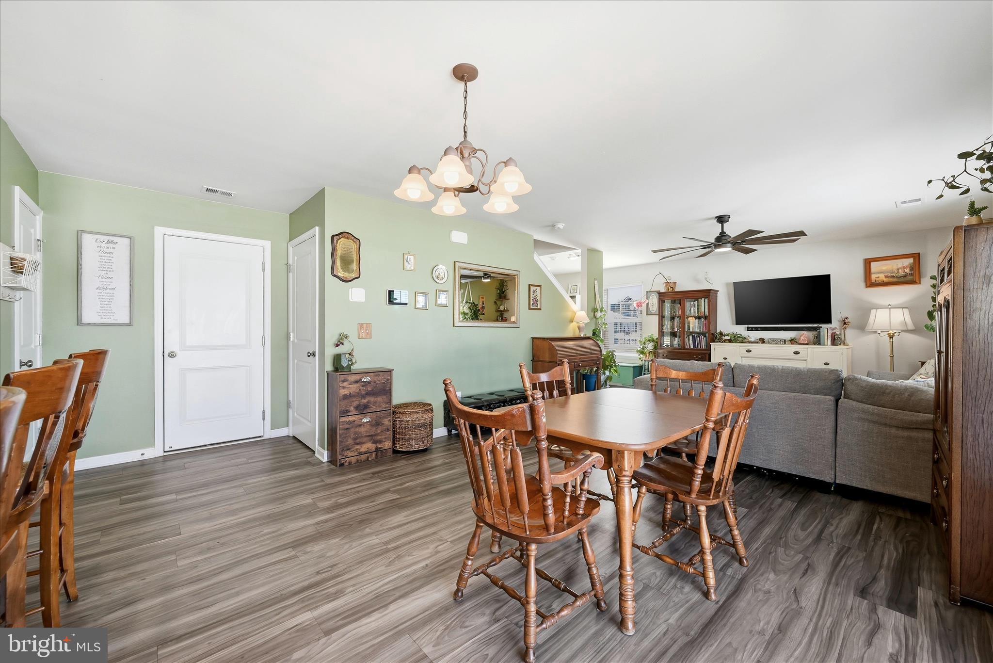 SHENANDOAH CROSSING - Residential