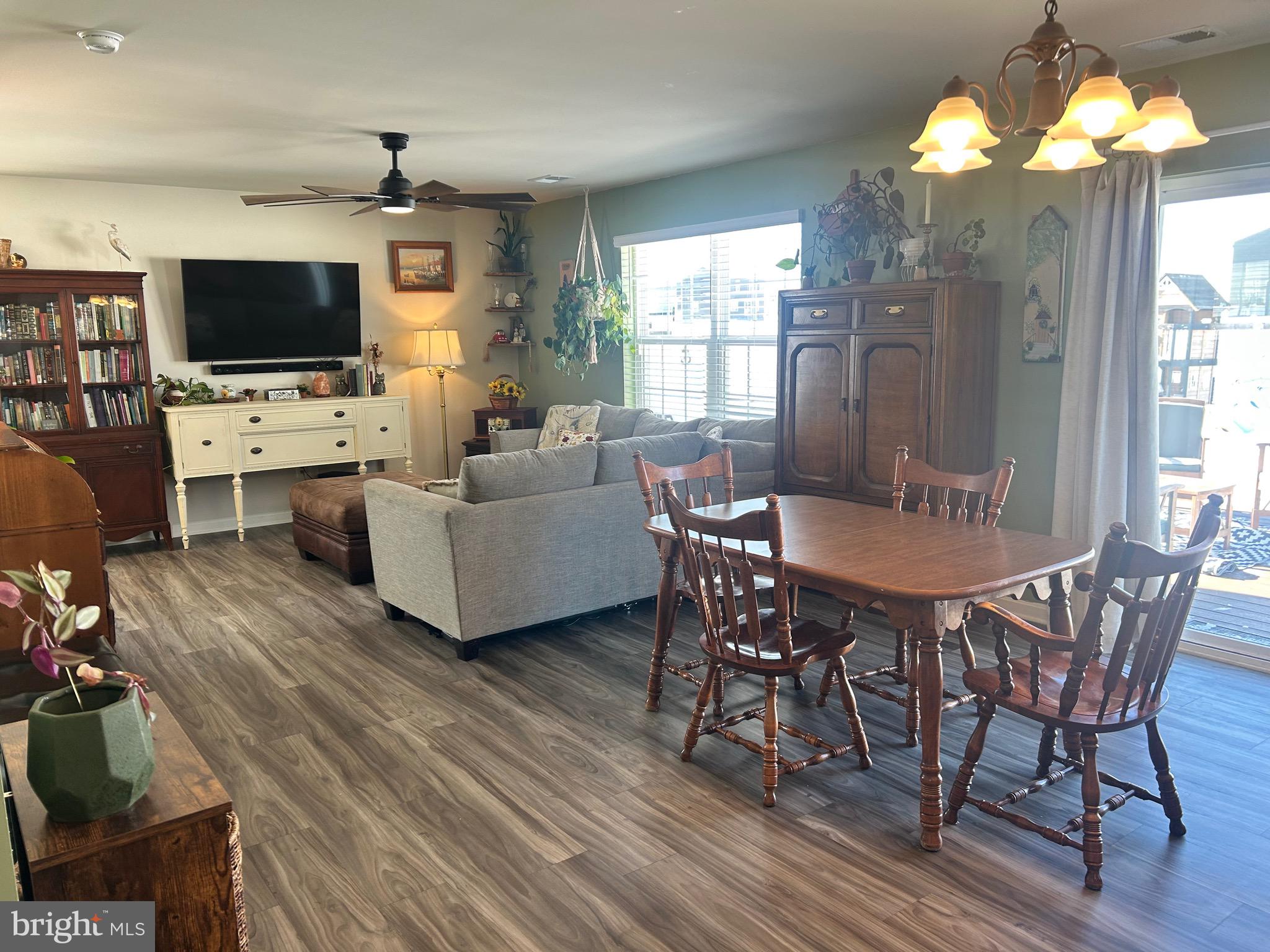 SHENANDOAH CROSSING - Residential