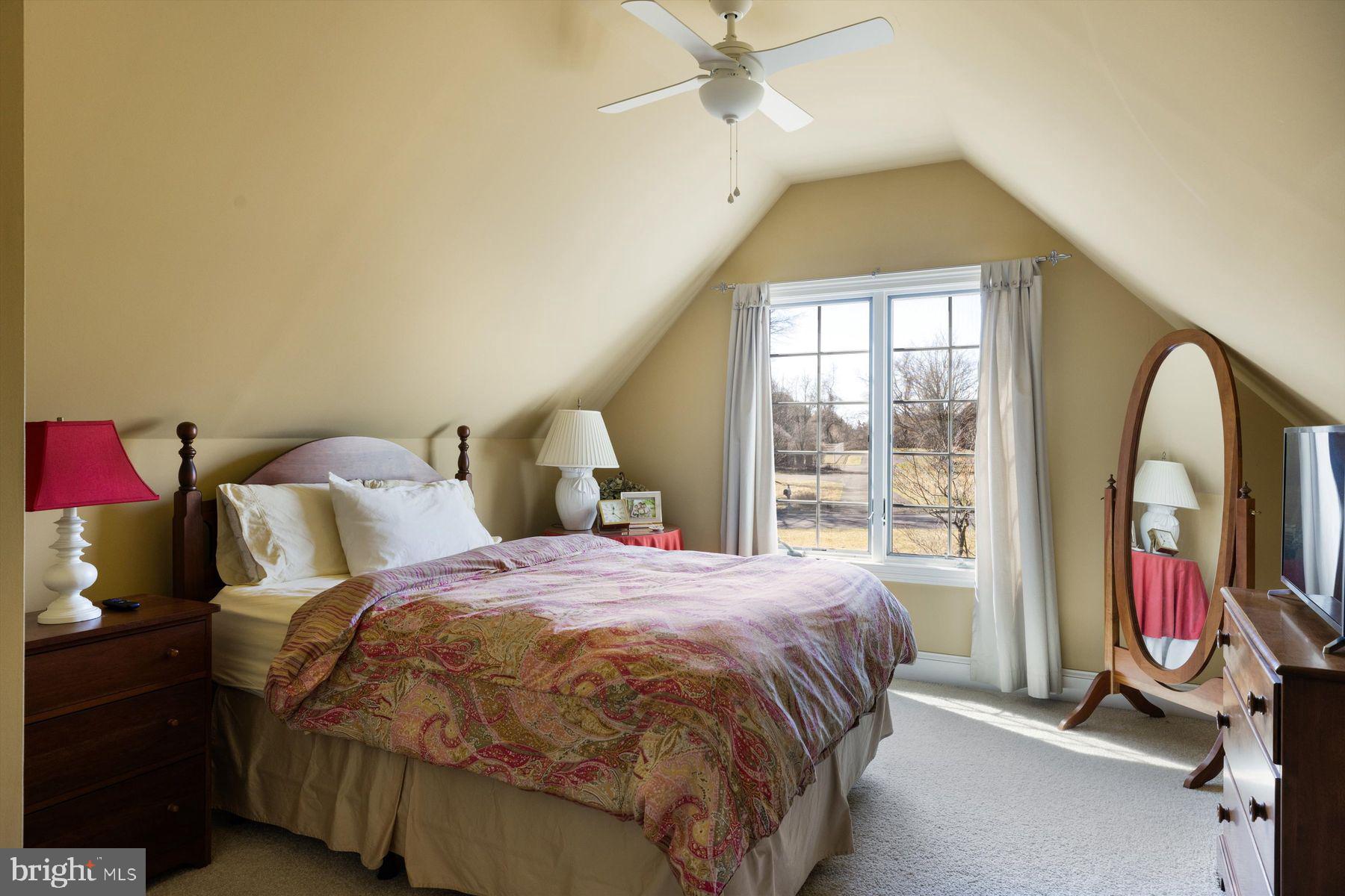 RED FOX FARMS - Residential