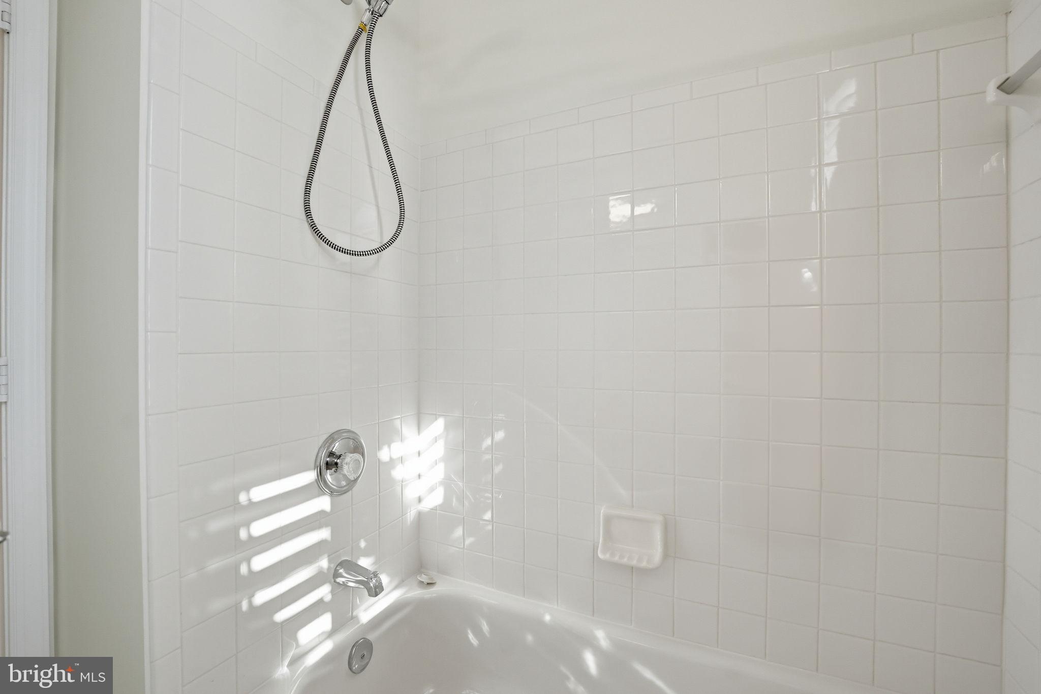 SUTTON RIDGE - Residential