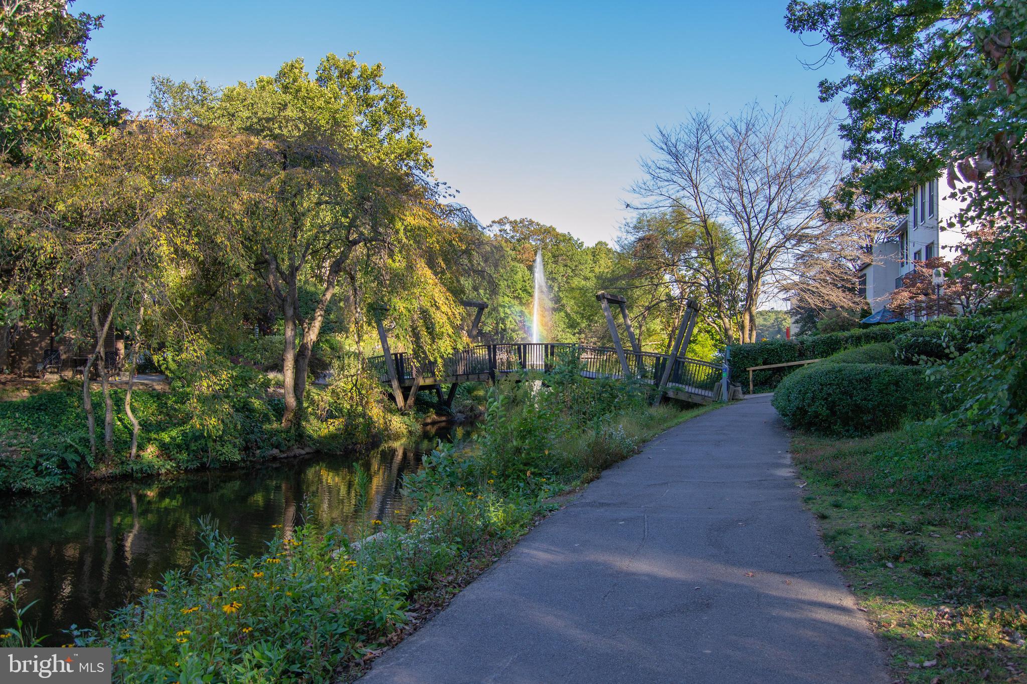 SUTTON RIDGE - Residential