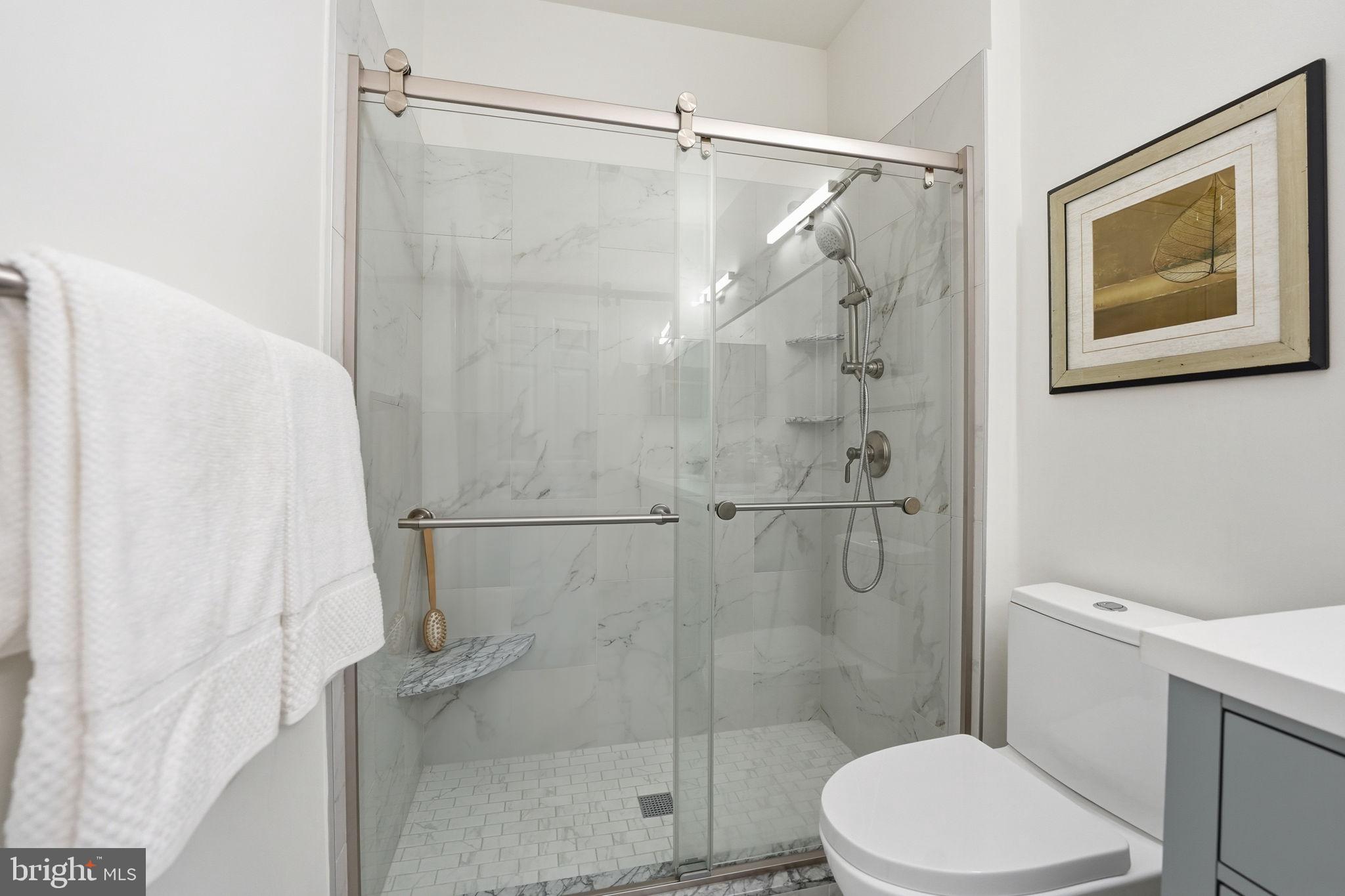 SUTTON RIDGE - Residential