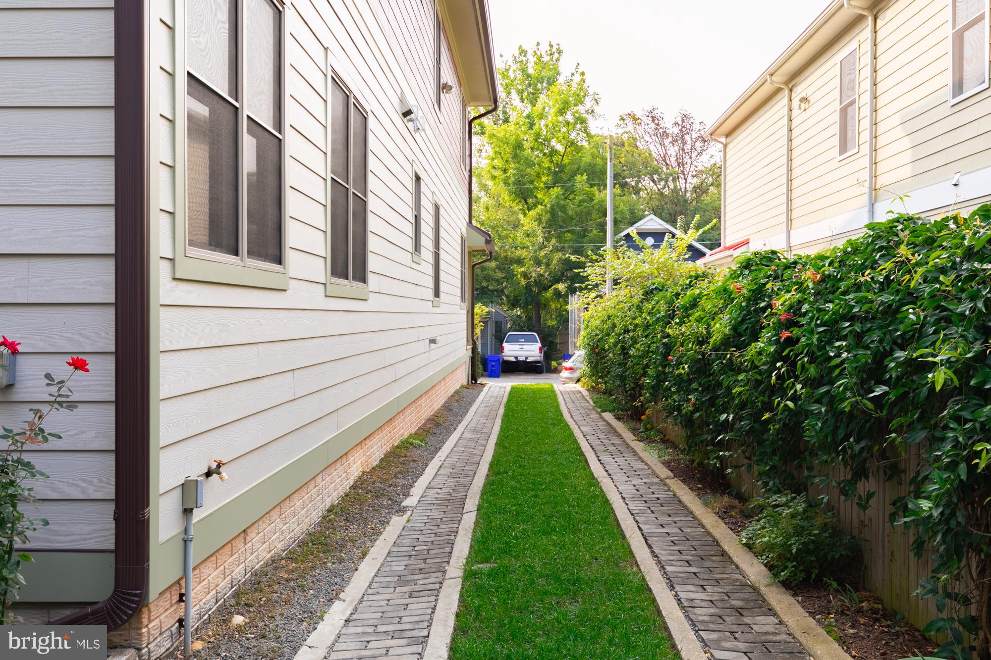 BON AIR - Residential