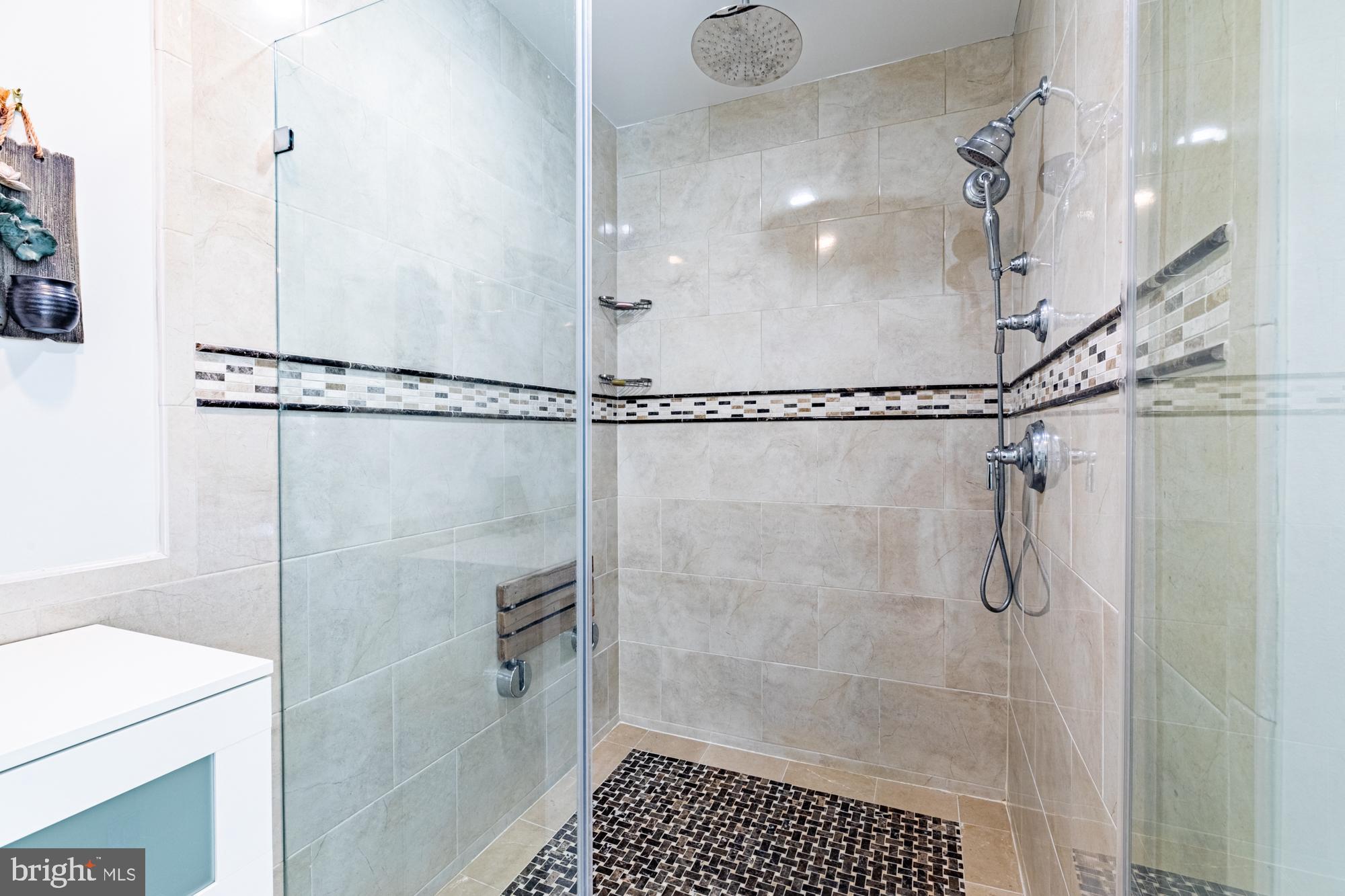 BON AIR - Residential