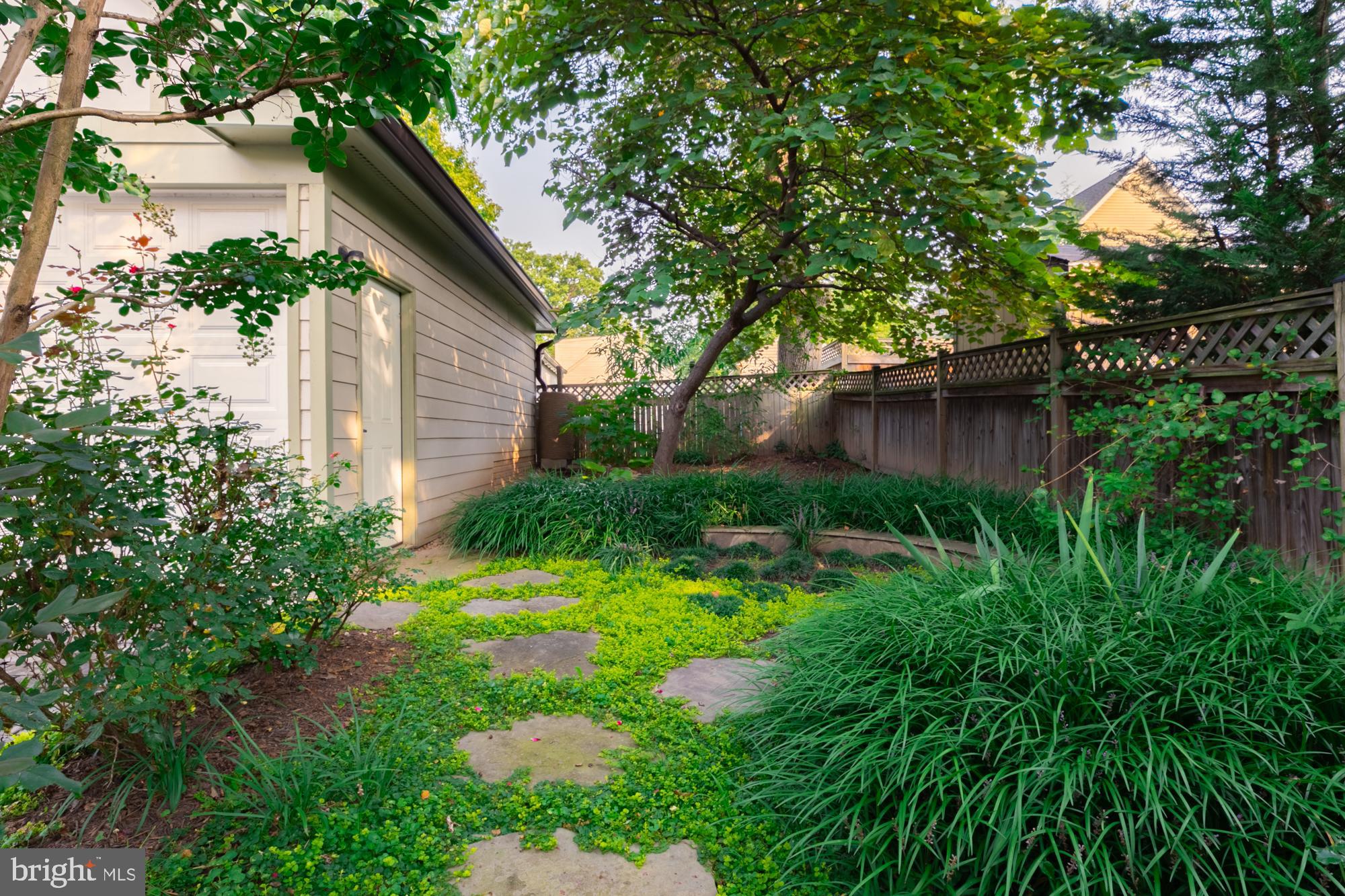 BON AIR - Residential