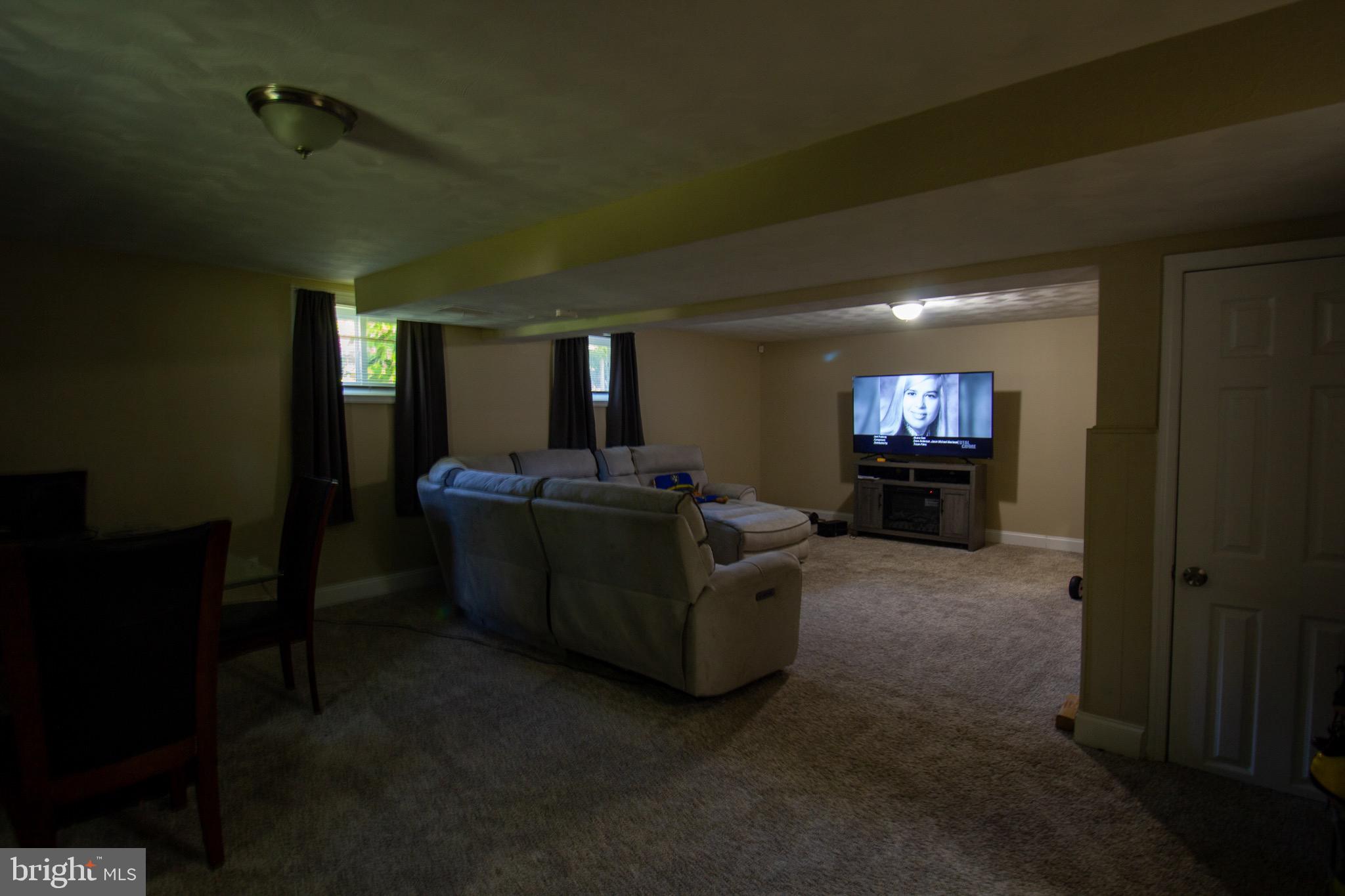 TEMPLE HILLS PARK - Residential