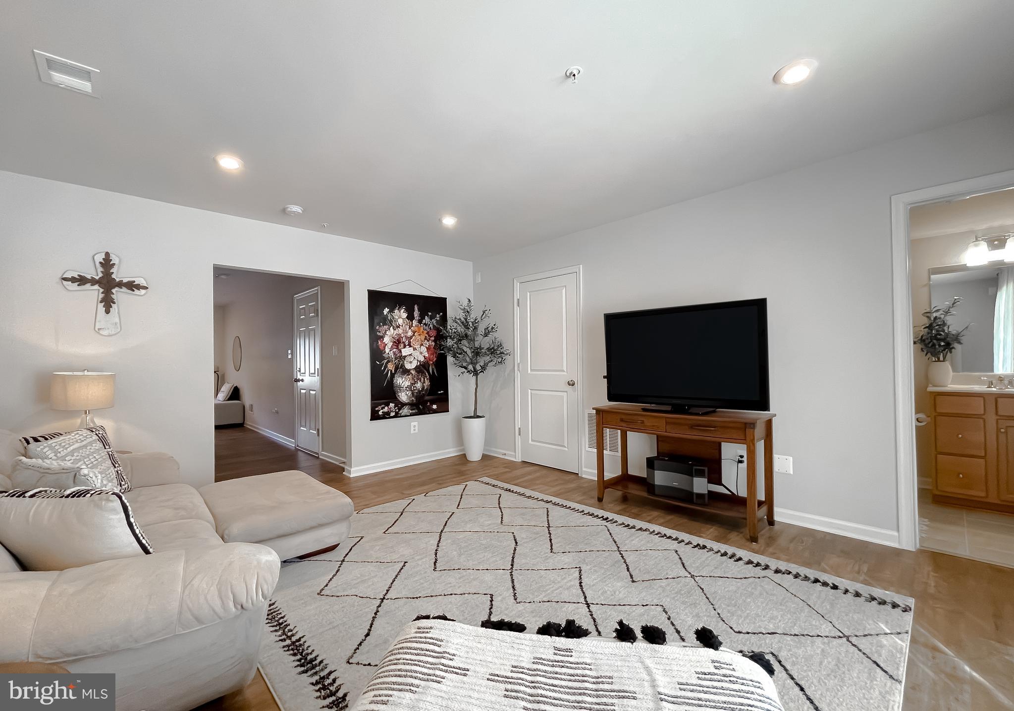 ORCHID PARK OF WILDEWOOD - Residential