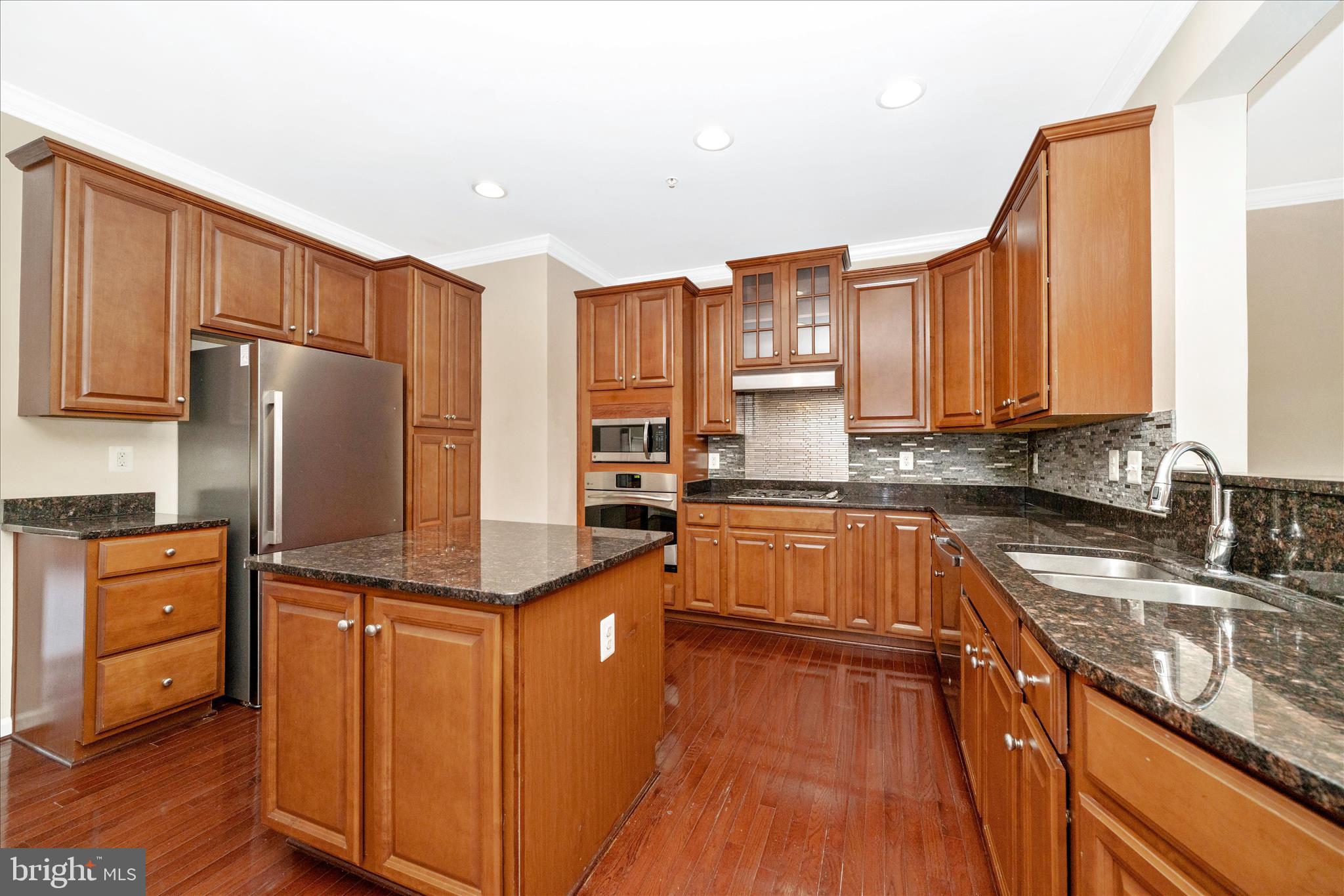 FAIRWOOD CROSSING AT BLA - Residential