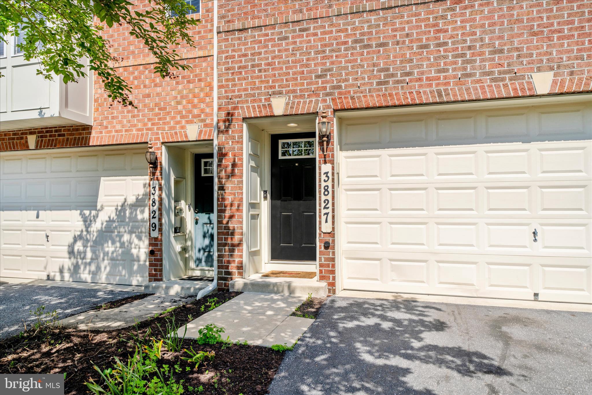FAIRWOOD CROSSING AT BLA - Residential