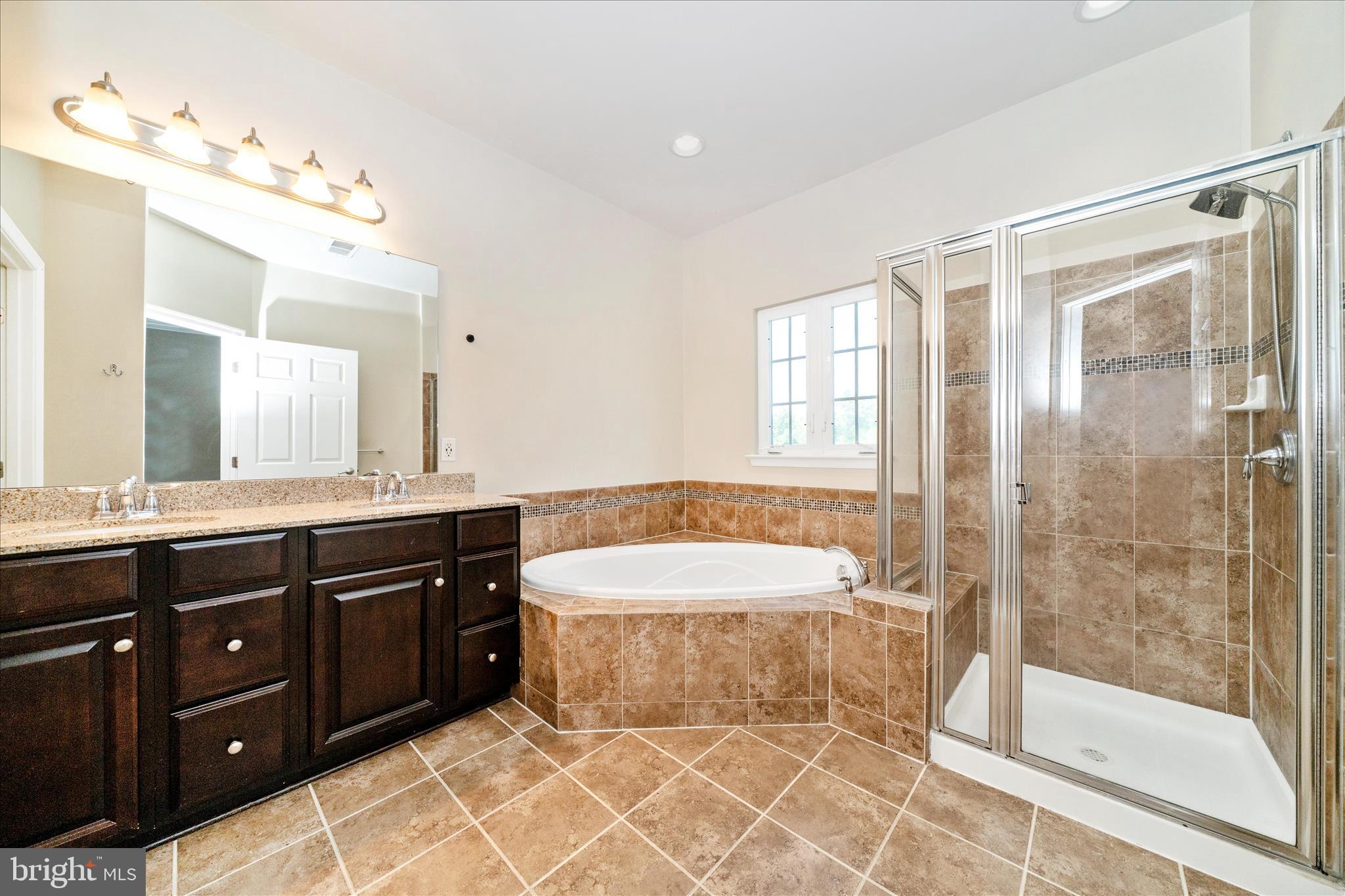 FAIRWOOD CROSSING AT BLA - Residential