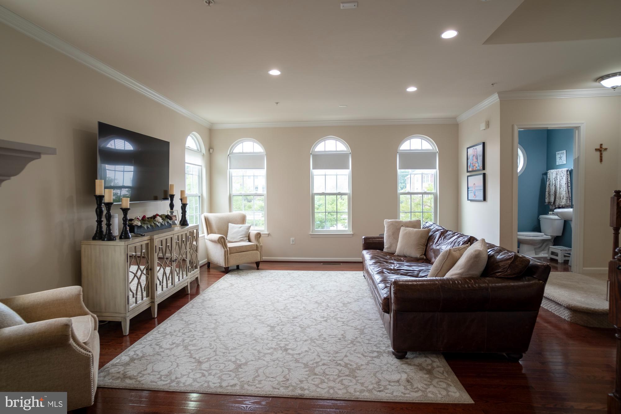 FAIRWOOD CROSSING AT BLA - Residential