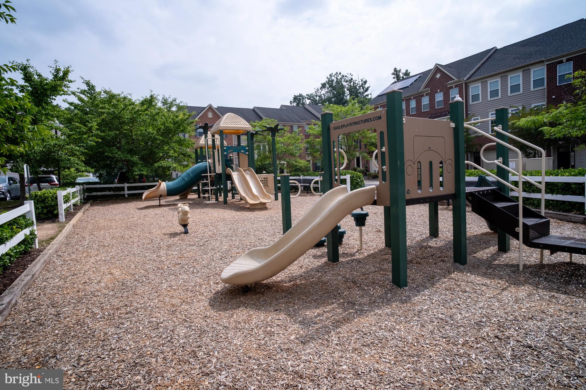 FAIRWOOD CROSSING AT BLA - Residential