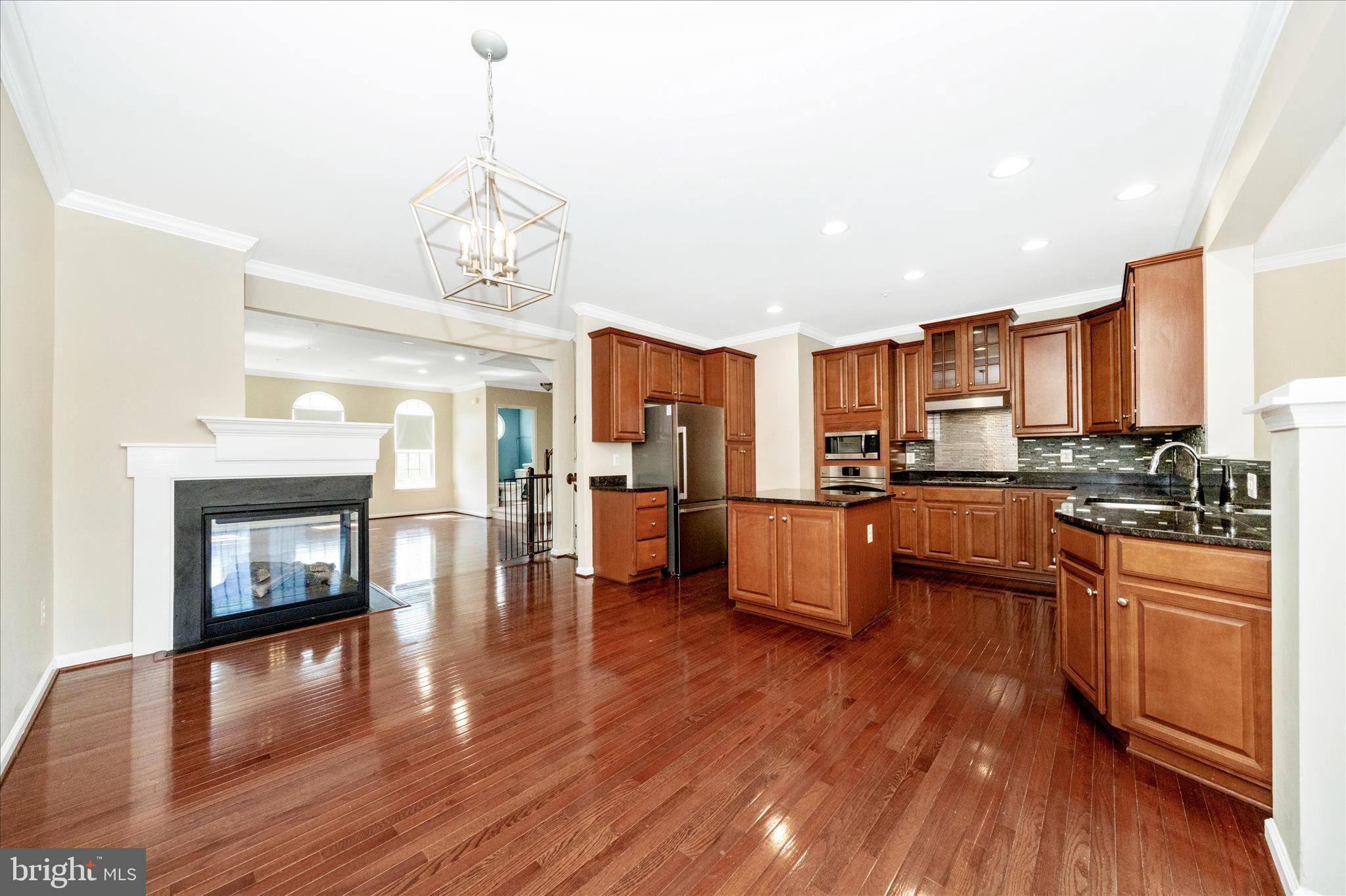 FAIRWOOD CROSSING AT BLA - Residential