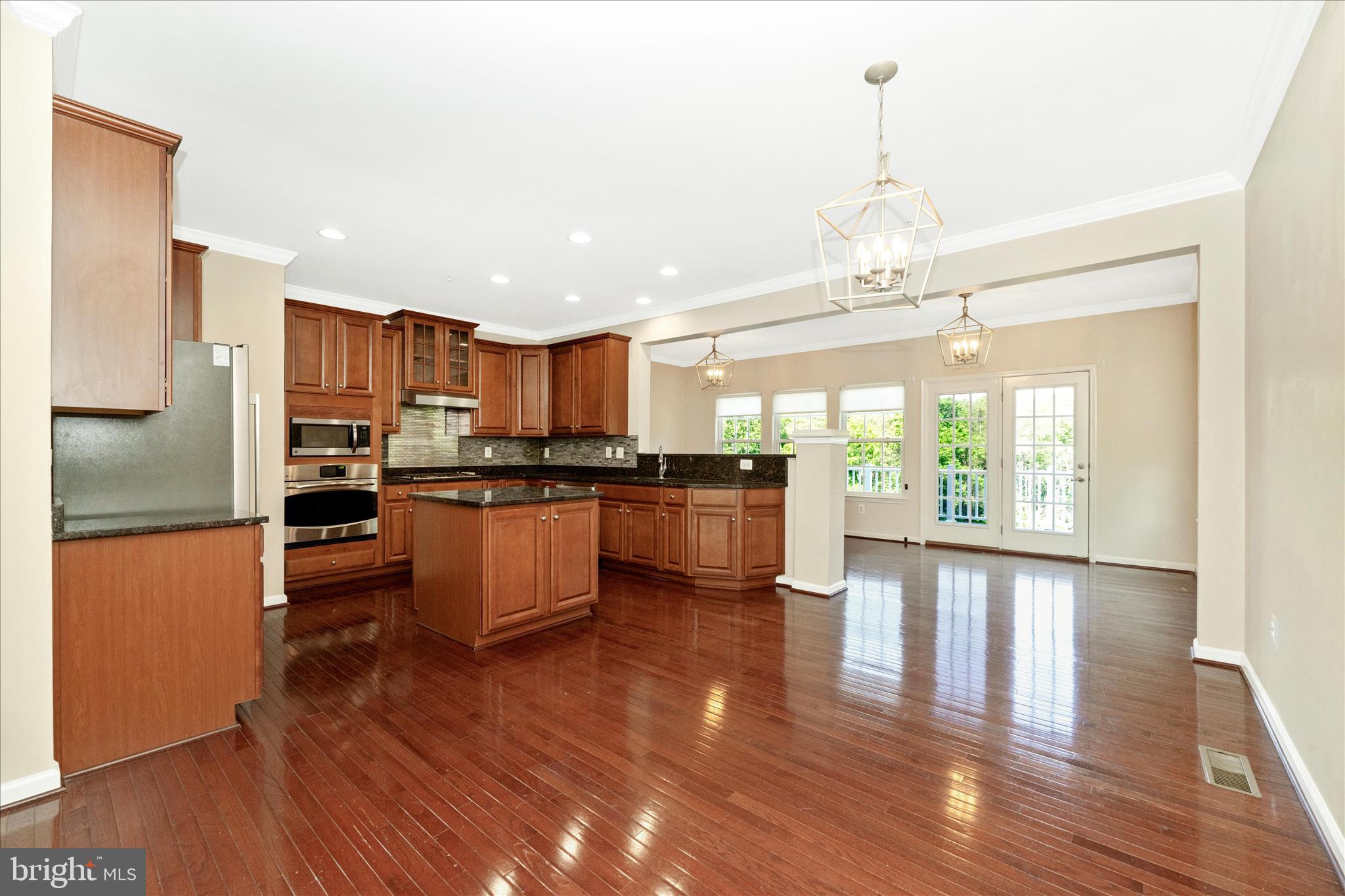FAIRWOOD CROSSING AT BLA - Residential