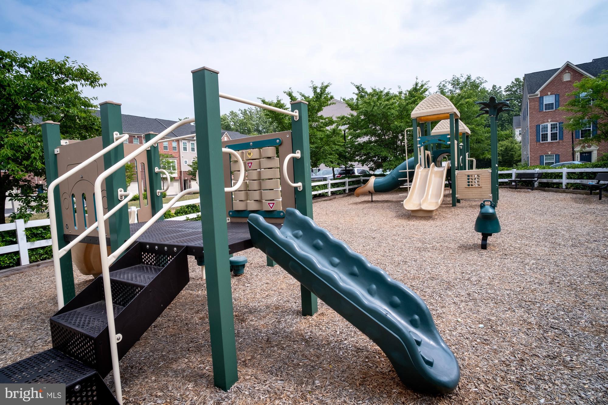 FAIRWOOD CROSSING AT BLA - Residential