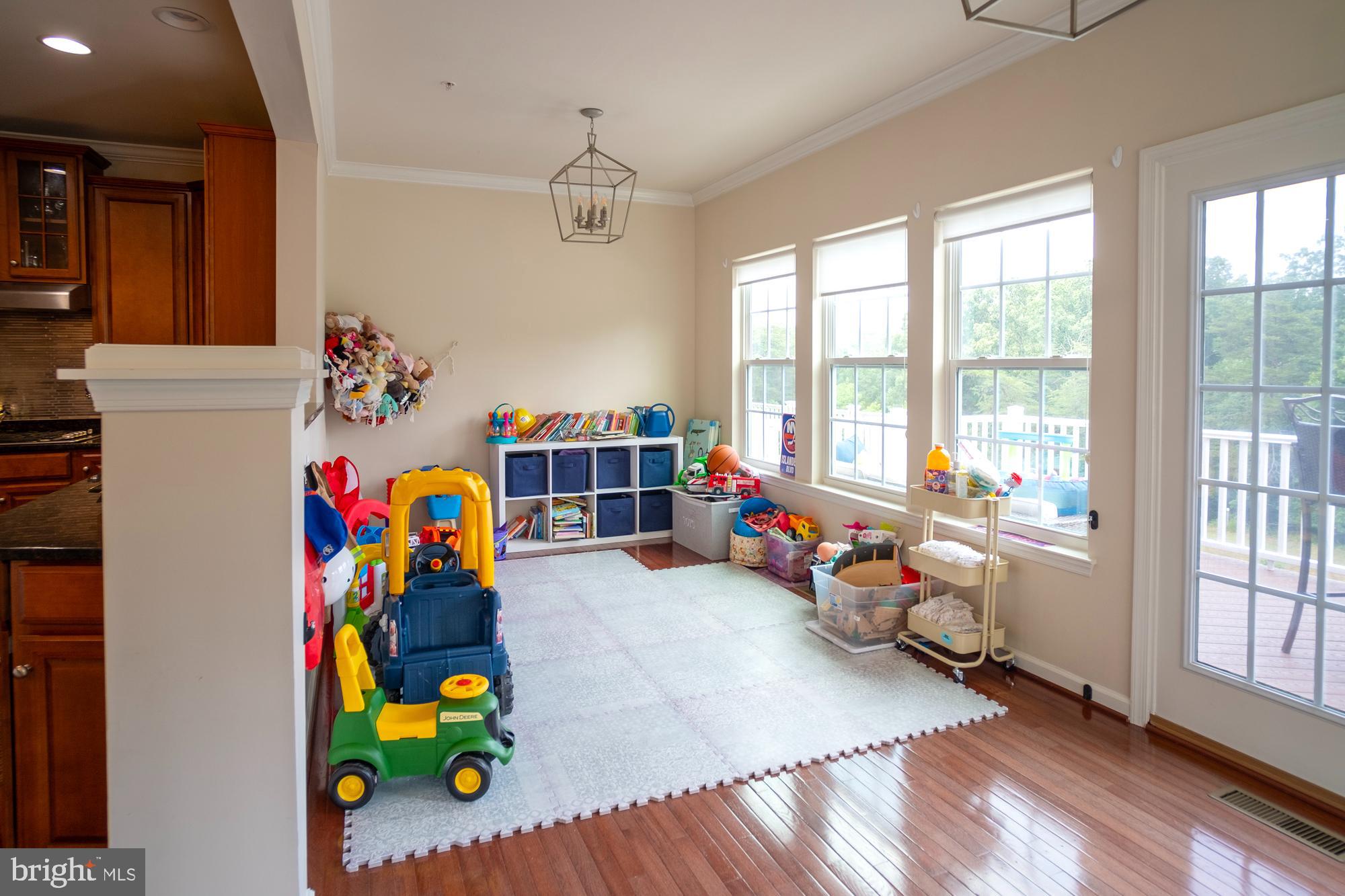 FAIRWOOD CROSSING AT BLA - Residential