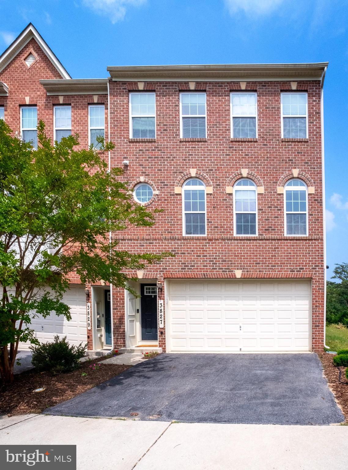 FAIRWOOD CROSSING AT BLA - Residential