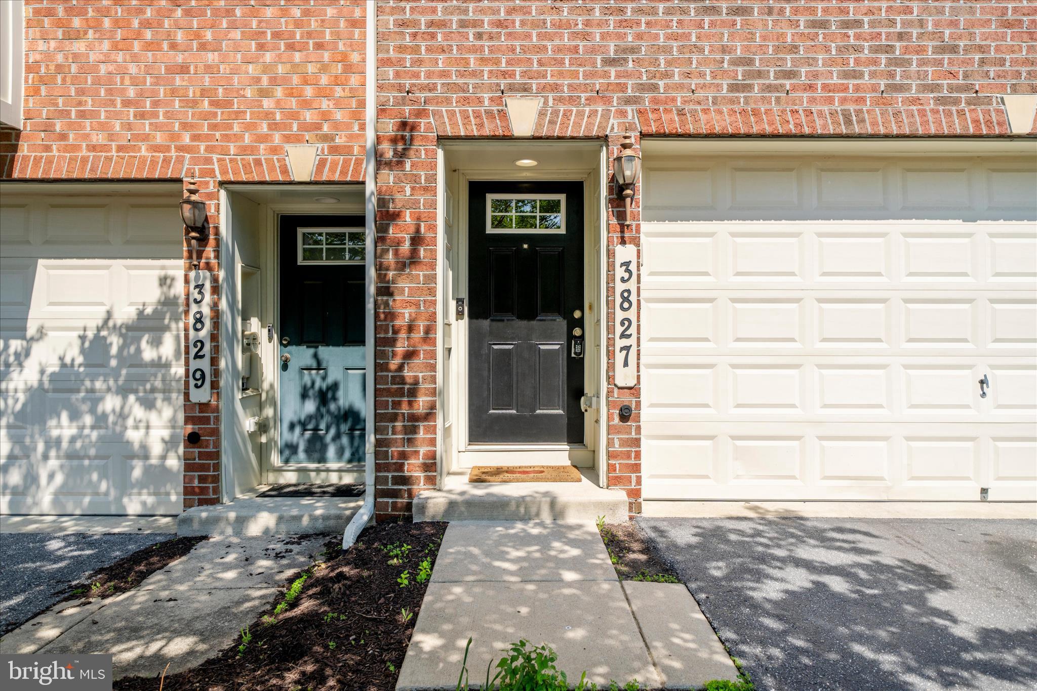 FAIRWOOD CROSSING AT BLA - Residential