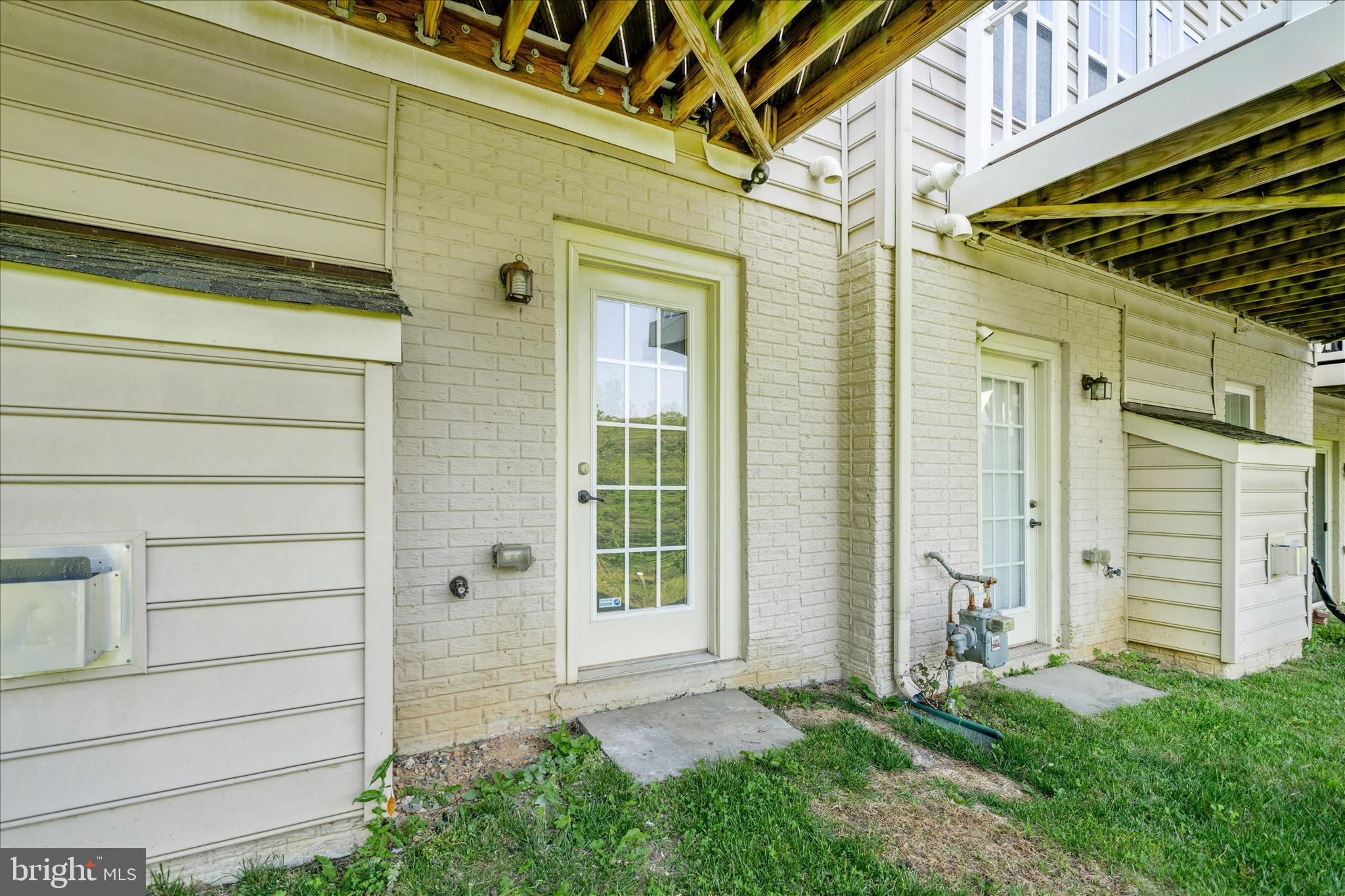 FAIRWOOD CROSSING AT BLA - Residential