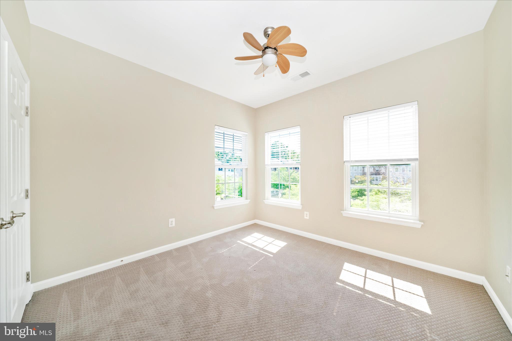 FAIRWOOD CROSSING AT BLA - Residential