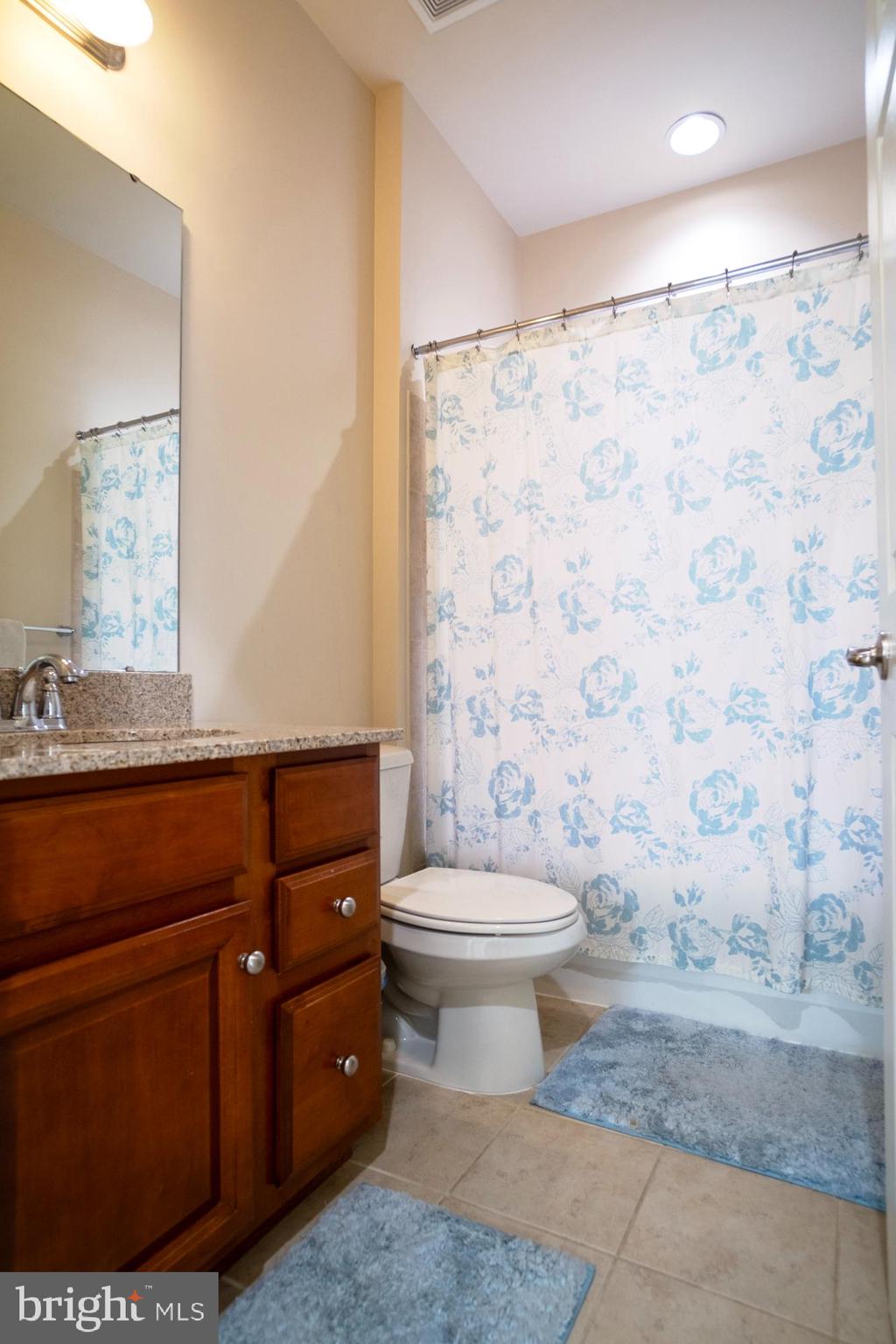 FAIRWOOD CROSSING AT BLA - Residential