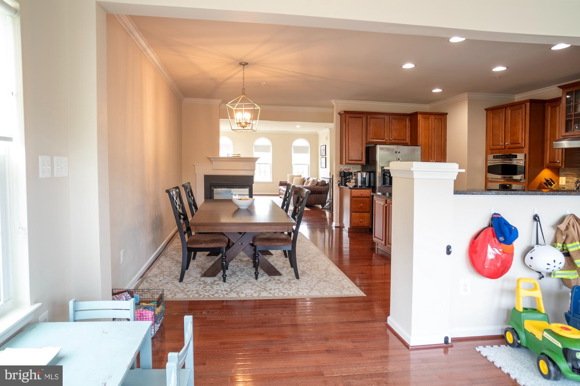 FAIRWOOD CROSSING AT BLA - Residential