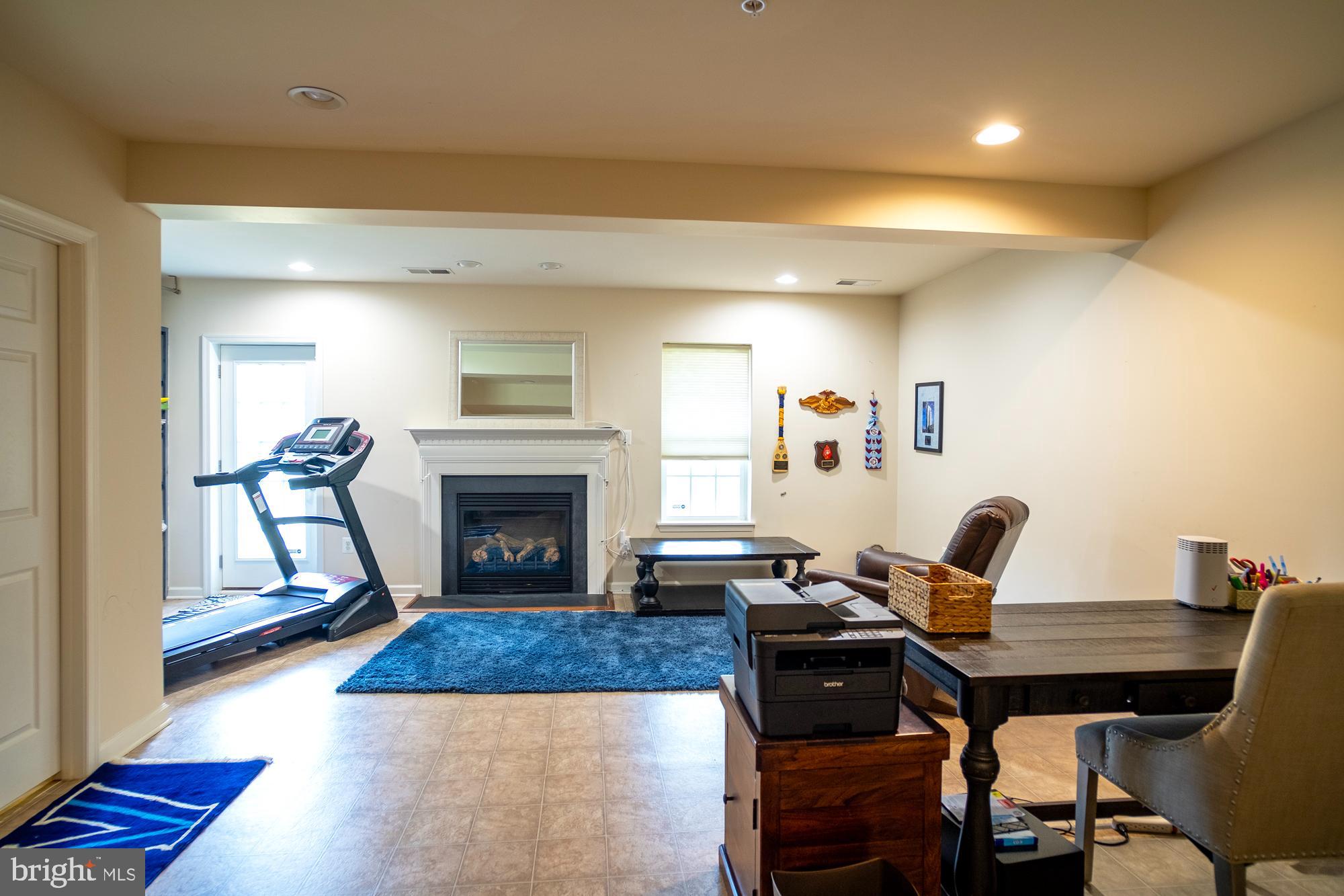 FAIRWOOD CROSSING AT BLA - Residential