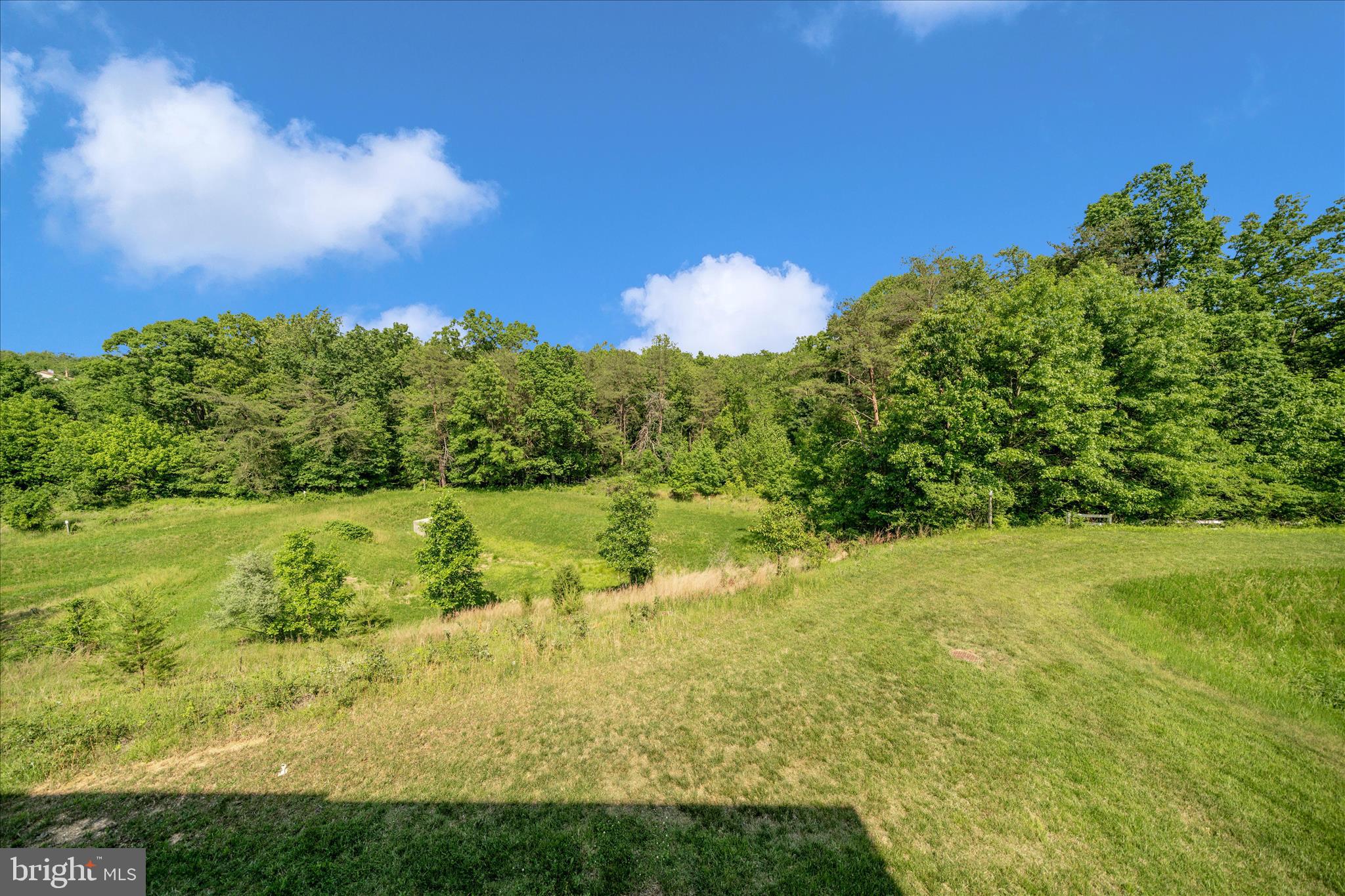 FAIRWOOD CROSSING AT BLA - Residential