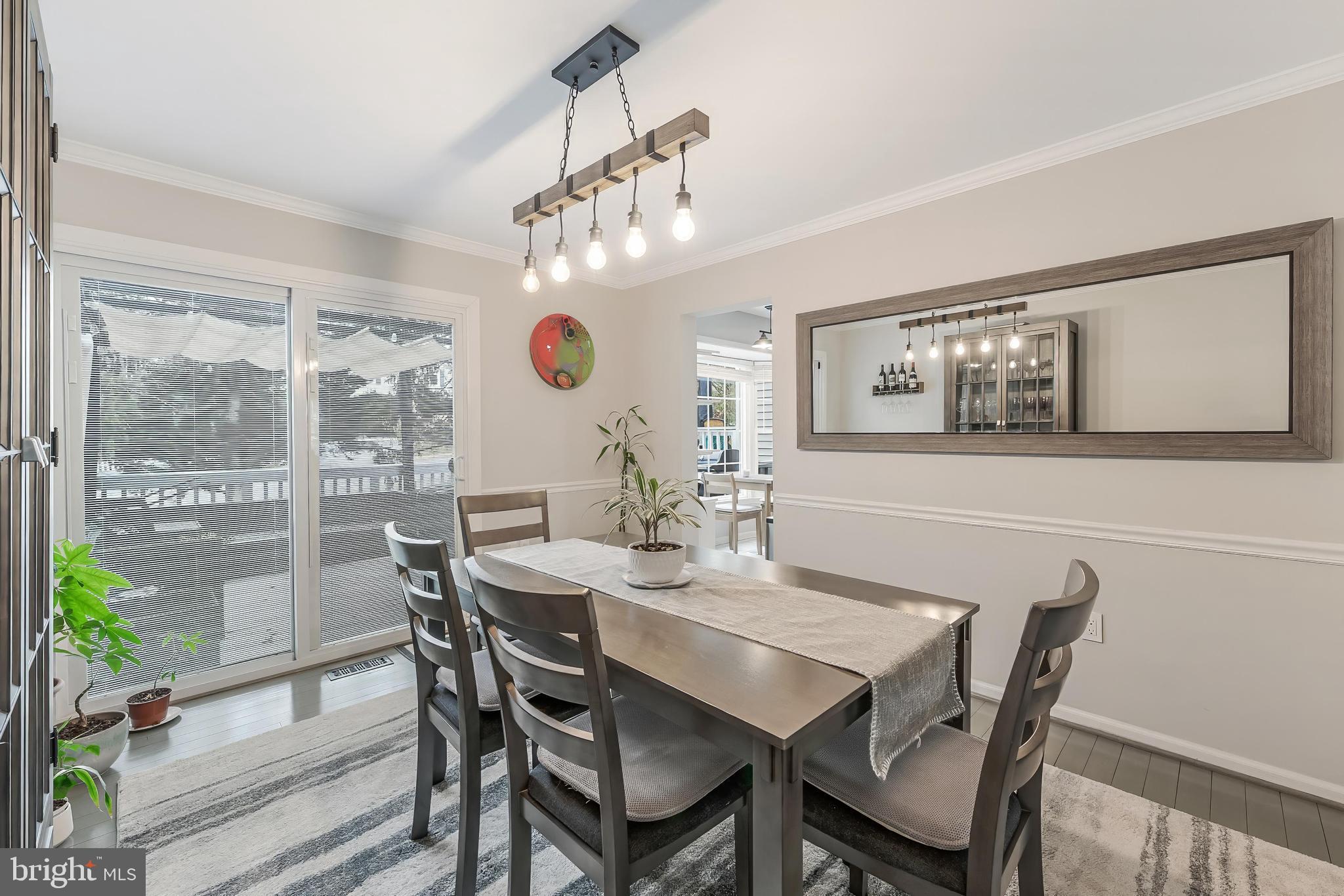 ADAMS WALK - Residential