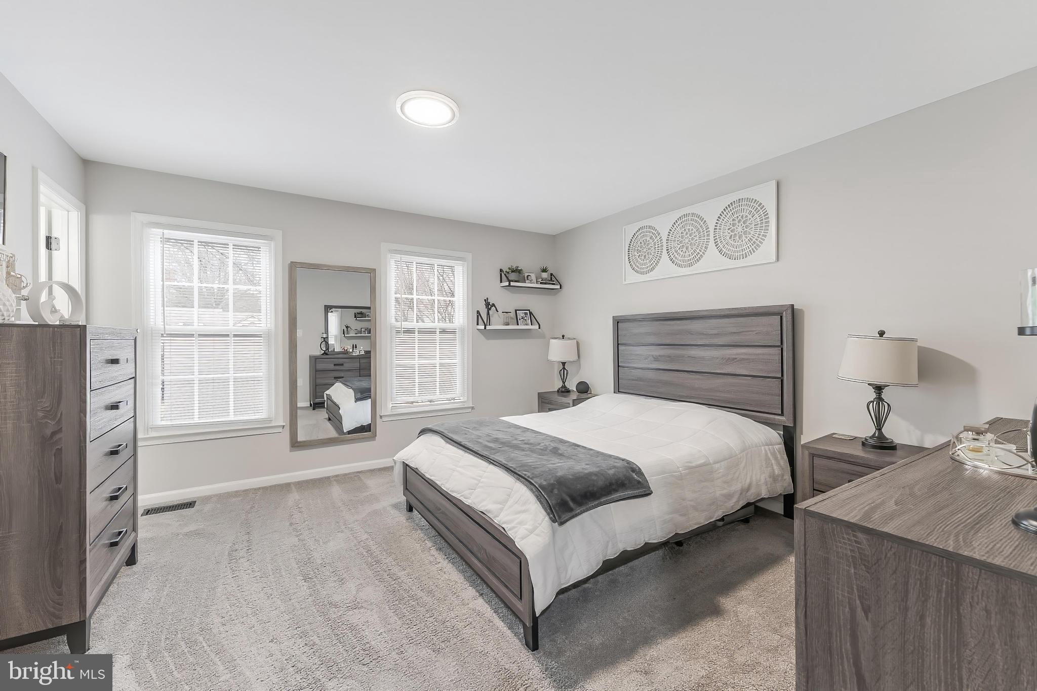 ADAMS WALK - Residential