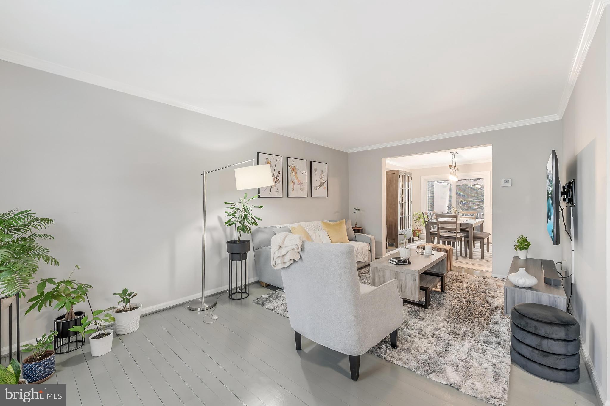 ADAMS WALK - Residential