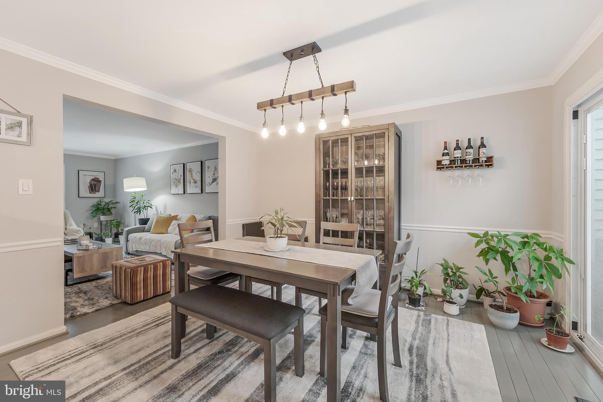 ADAMS WALK - Residential