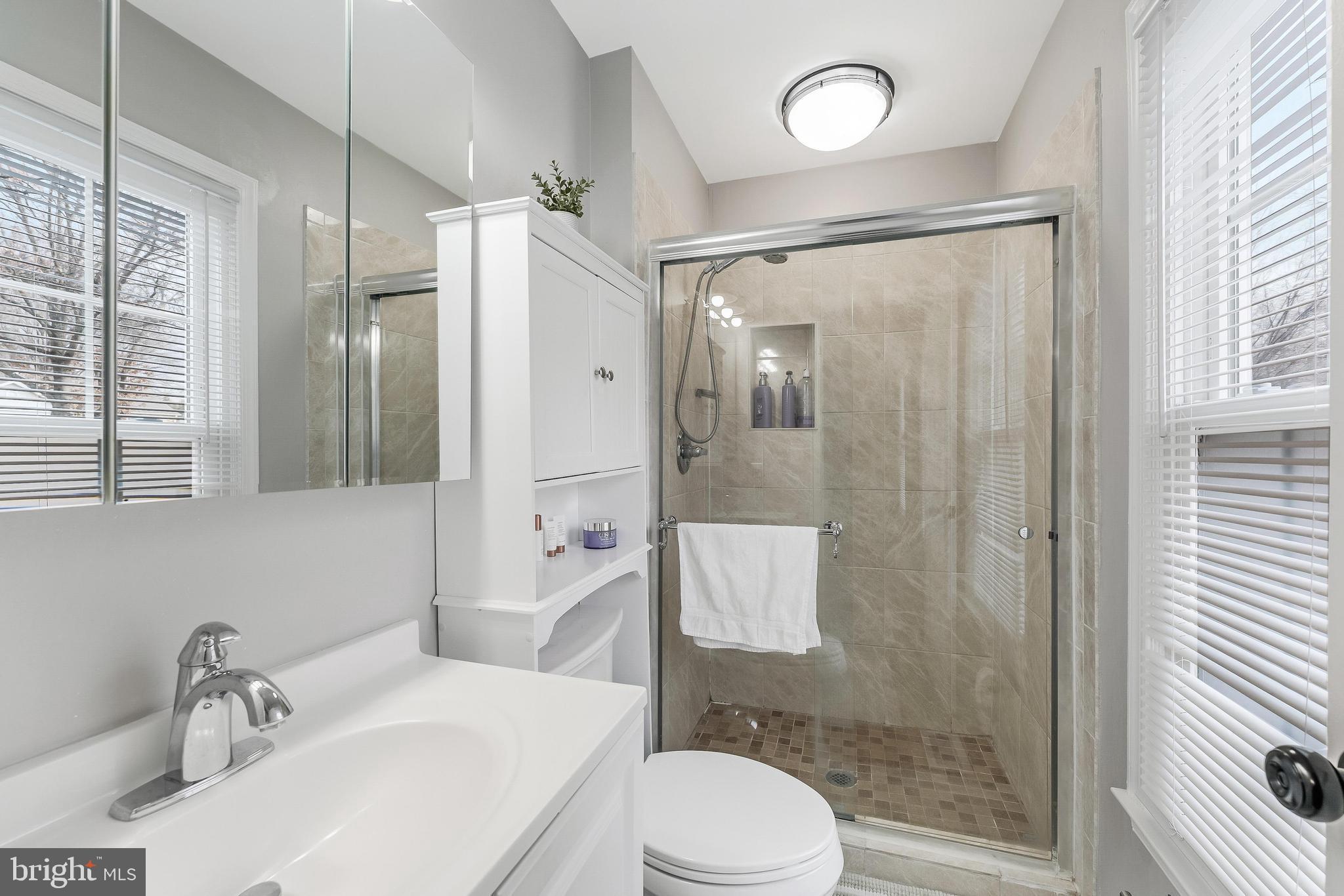 ADAMS WALK - Residential