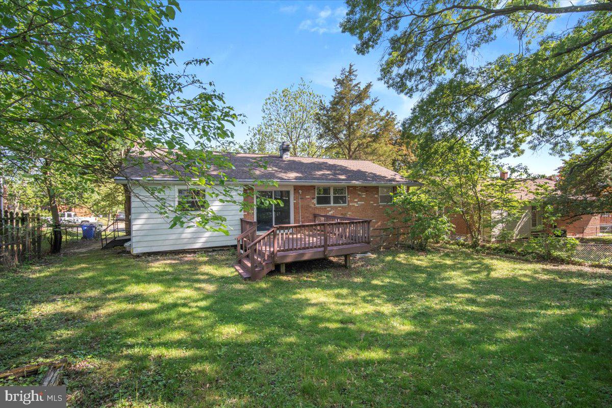 COLLEGE PARK WOODS - Residential