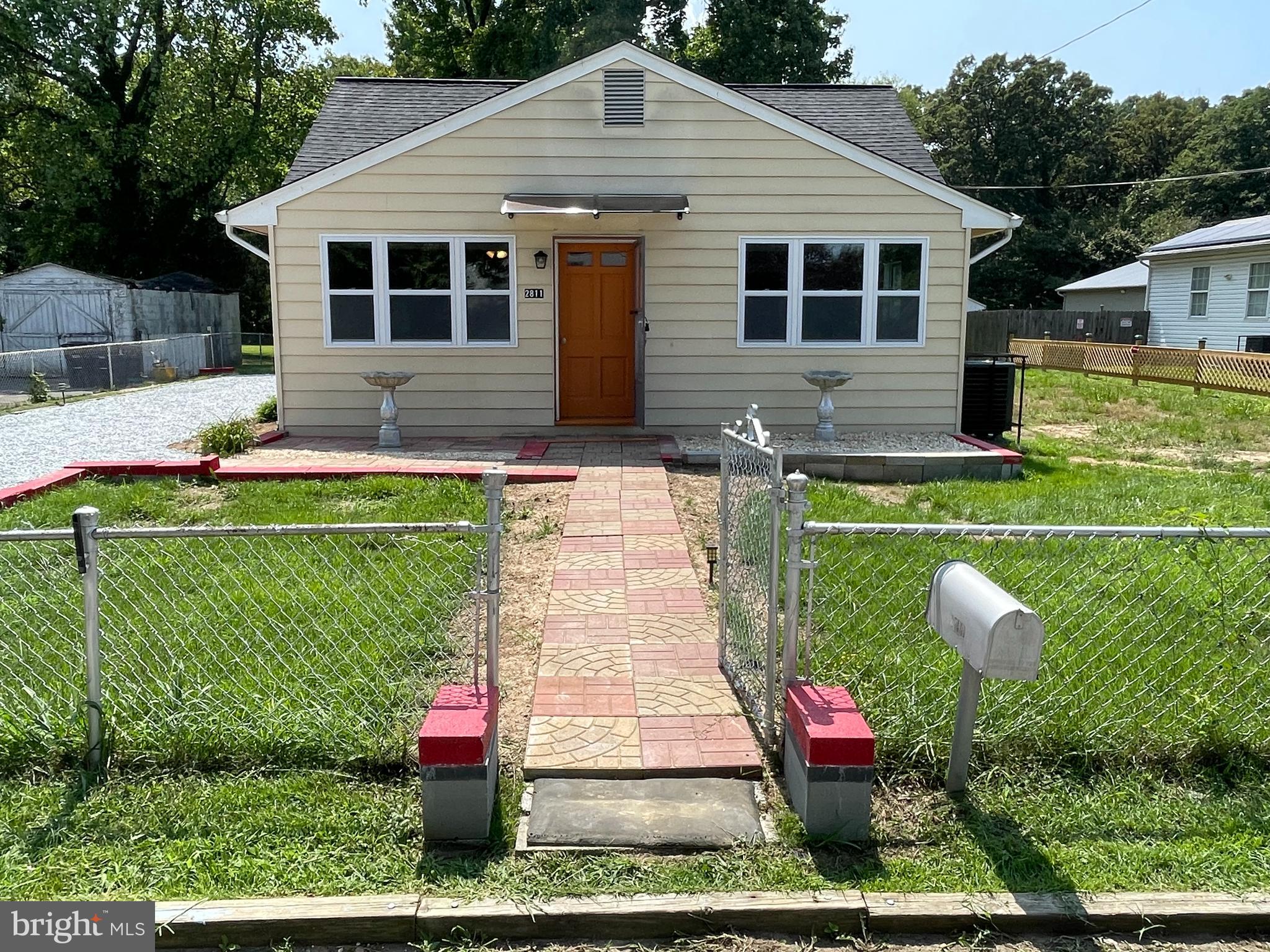 NORTH BARNABY - Residential Lease