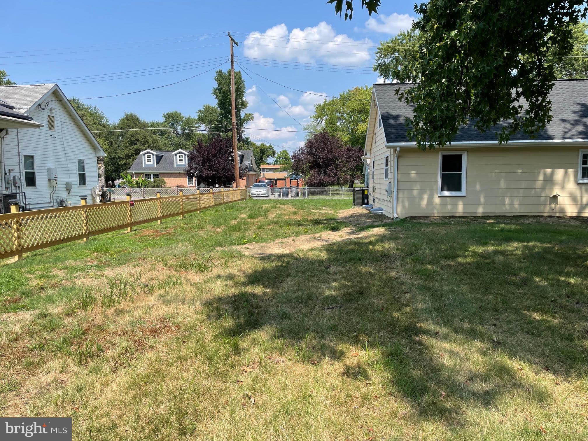 NORTH BARNABY - Residential Lease