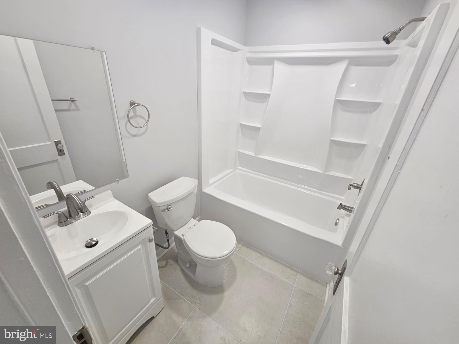 NORTH BARNABY - Residential Lease