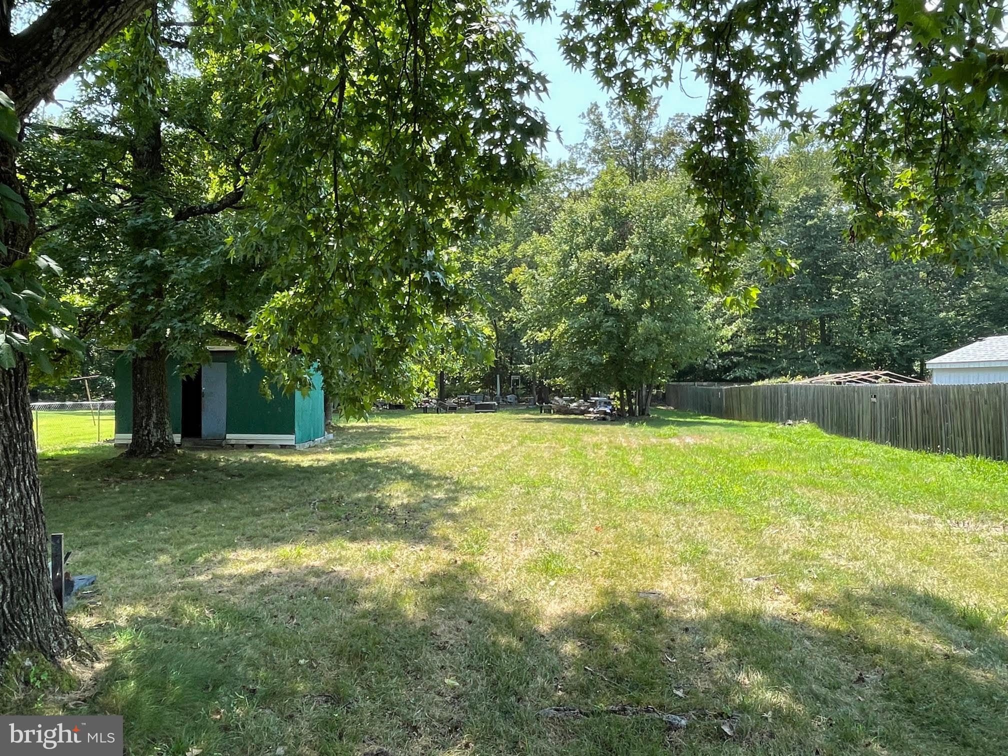 NORTH BARNABY - Residential Lease