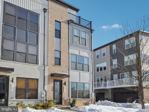 5601 HYATTSVILLE DRIVE HYATTSVILLE MD 20782