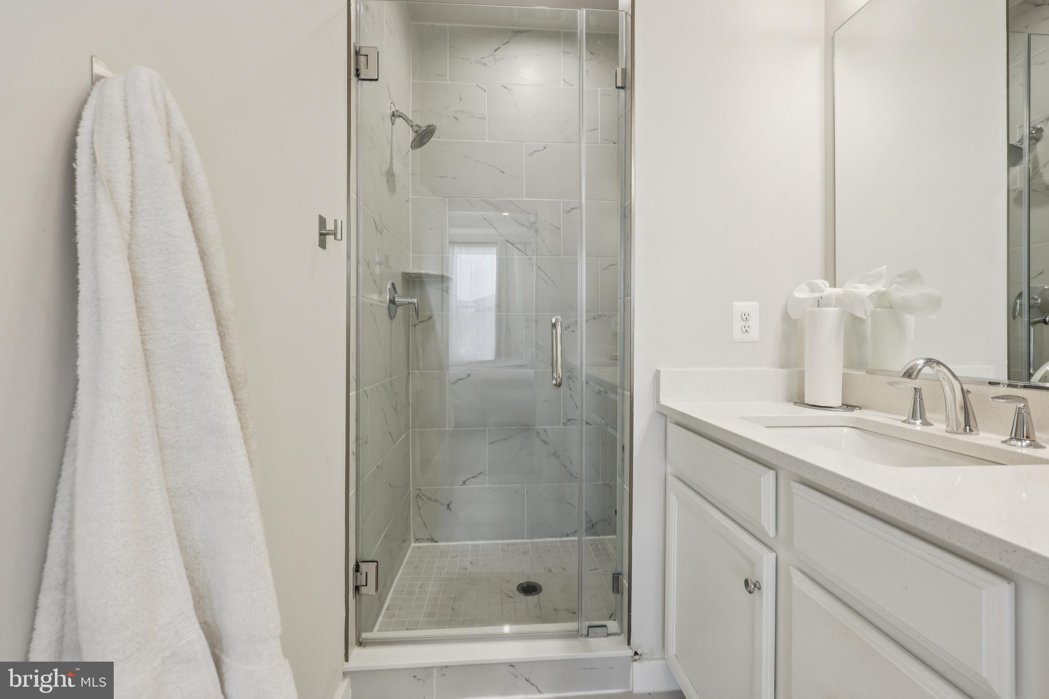 RIVERFRONT - Residential