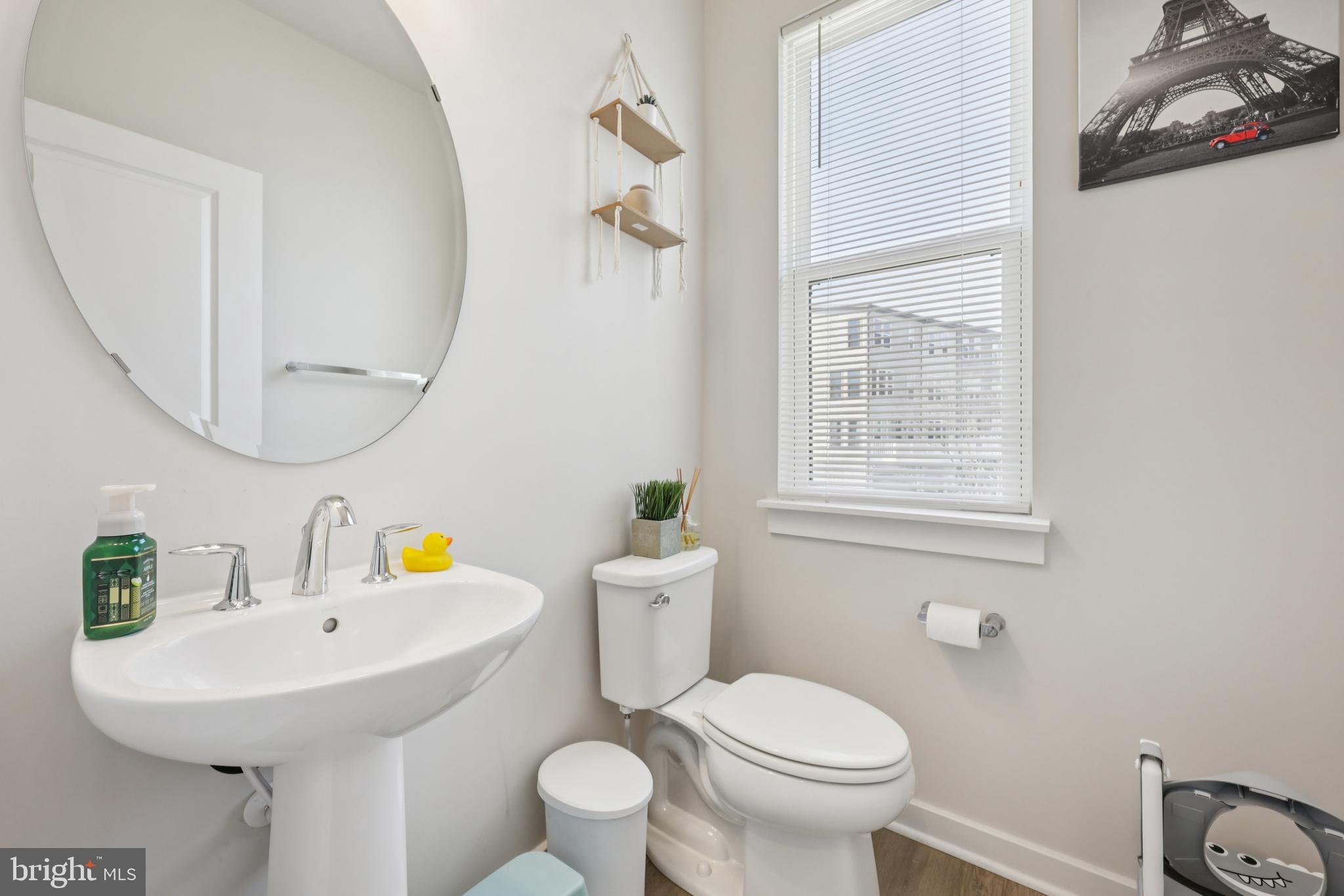 RIVERFRONT - Residential