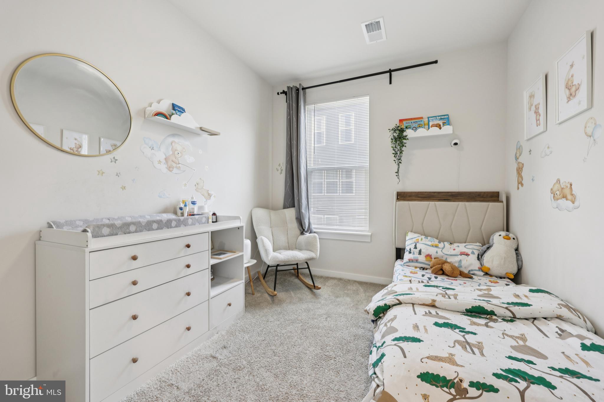 RIVERFRONT - Residential