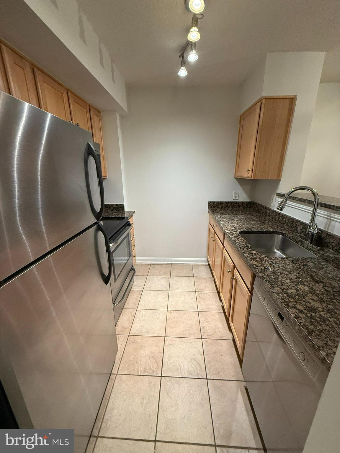 1024 N UTAH STREET 517