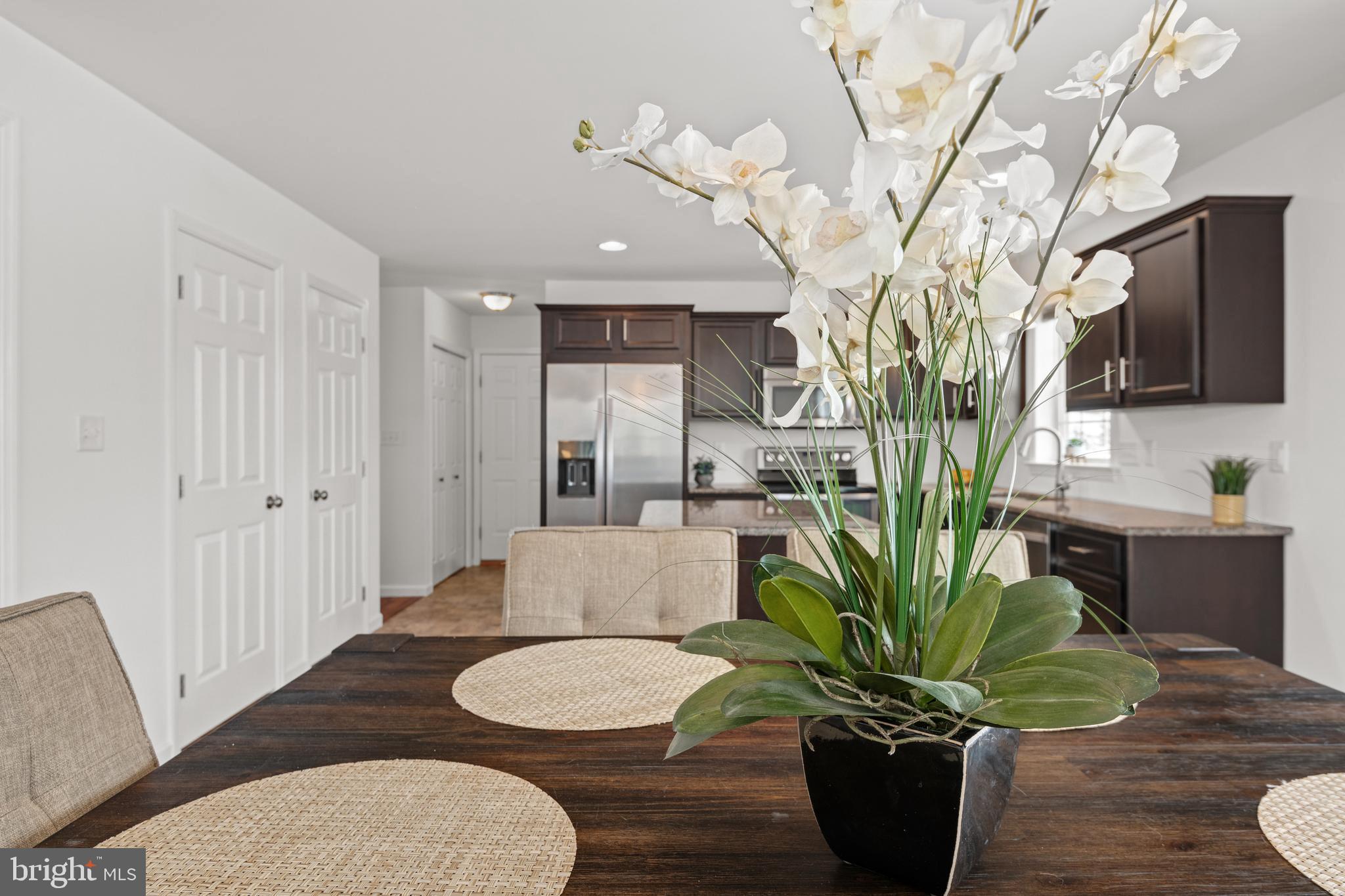 SUMMER BREEZE - Residential