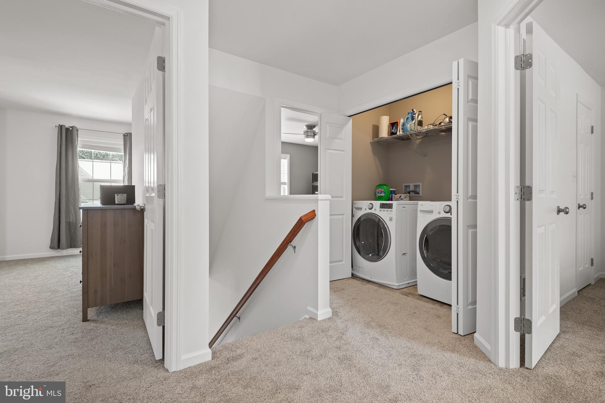 SUMMER BREEZE - Residential