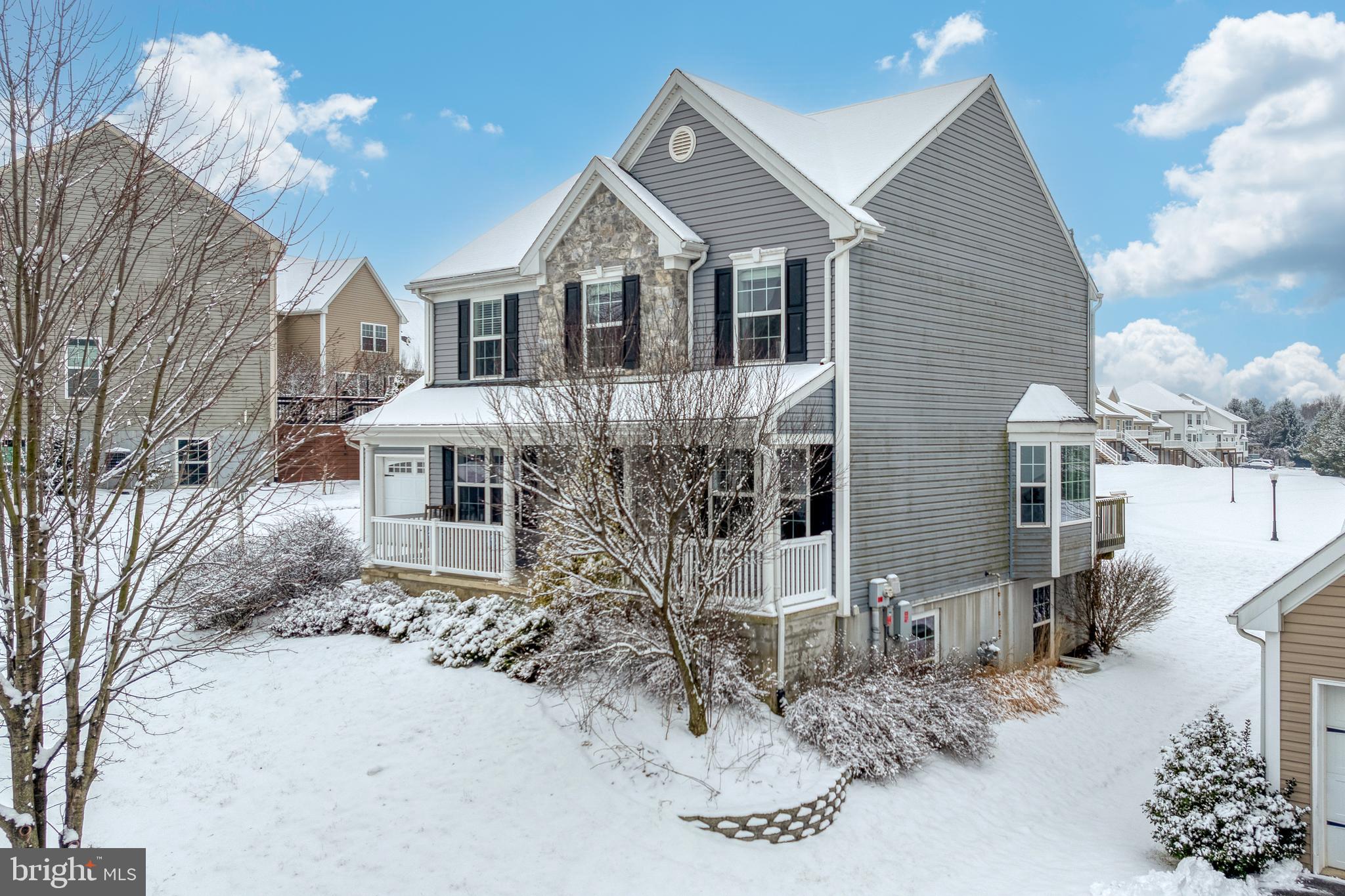 SUMMER BREEZE - Residential