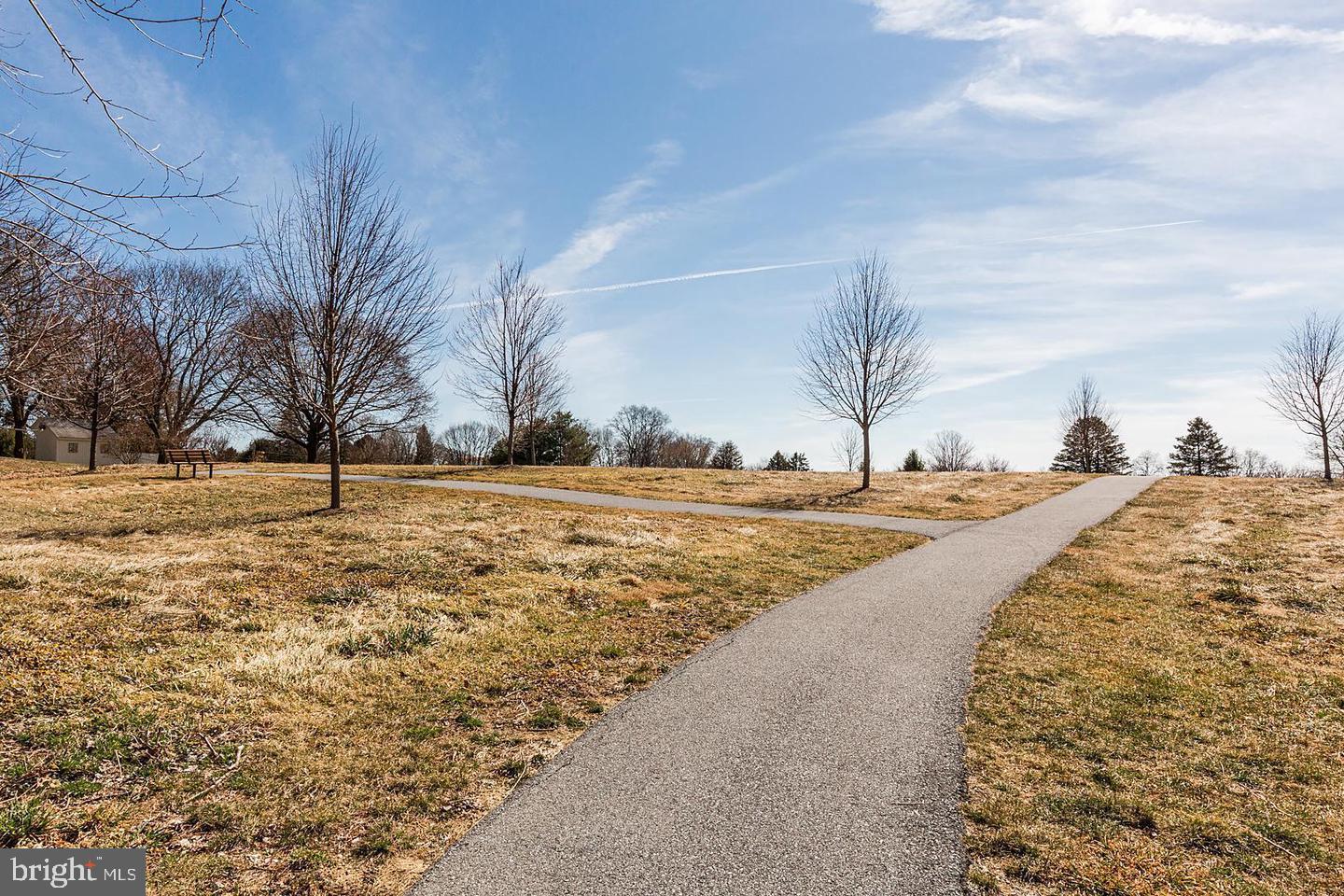 SUMMER BREEZE - Residential
