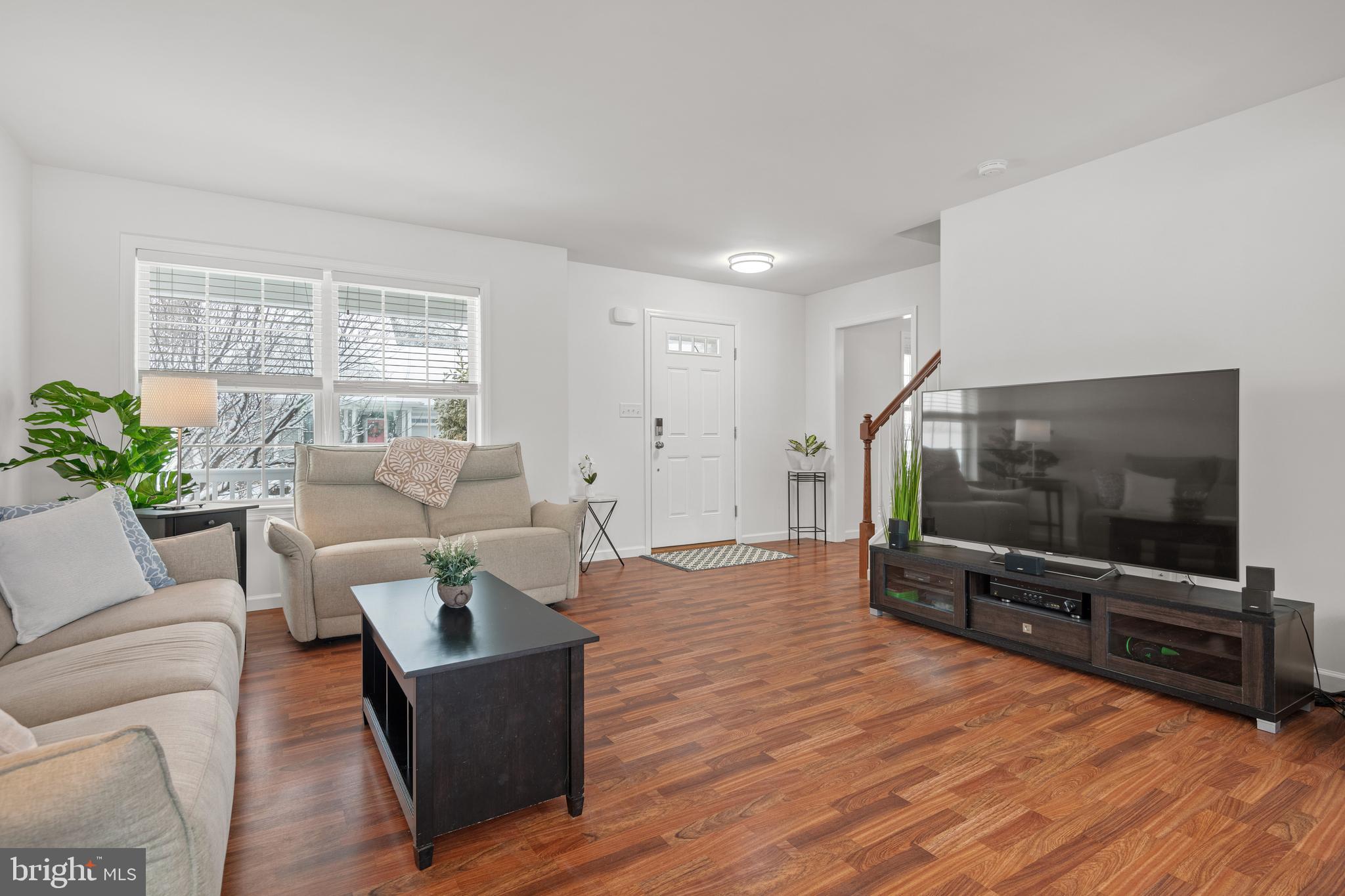 SUMMER BREEZE - Residential