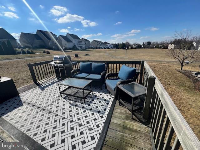 SUMMER BREEZE - Residential