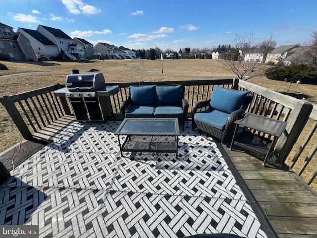 SUMMER BREEZE - Residential